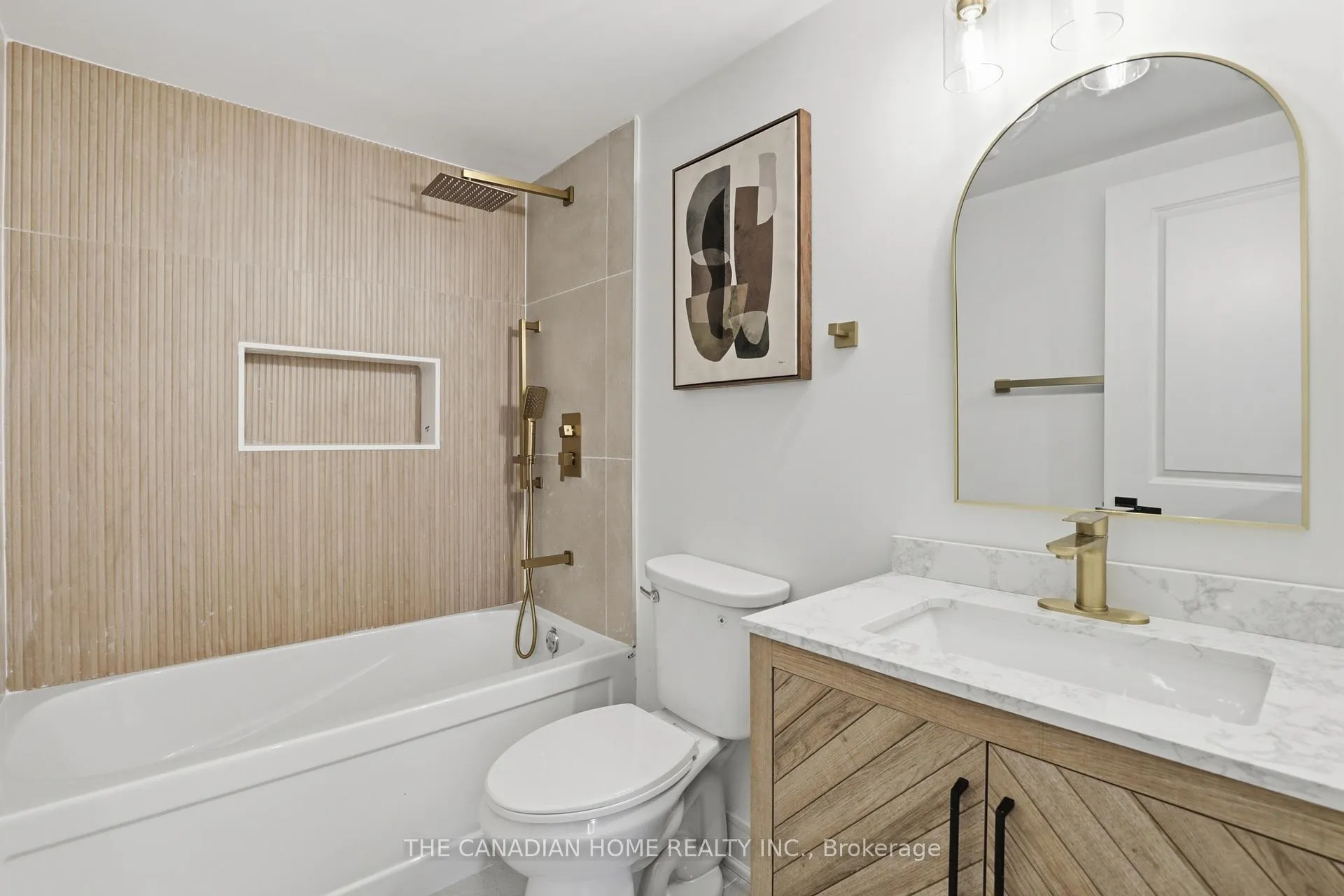 Photo 34 of 21 Clearview Heights, St. Catharines, Burleigh Hill — HOMEH