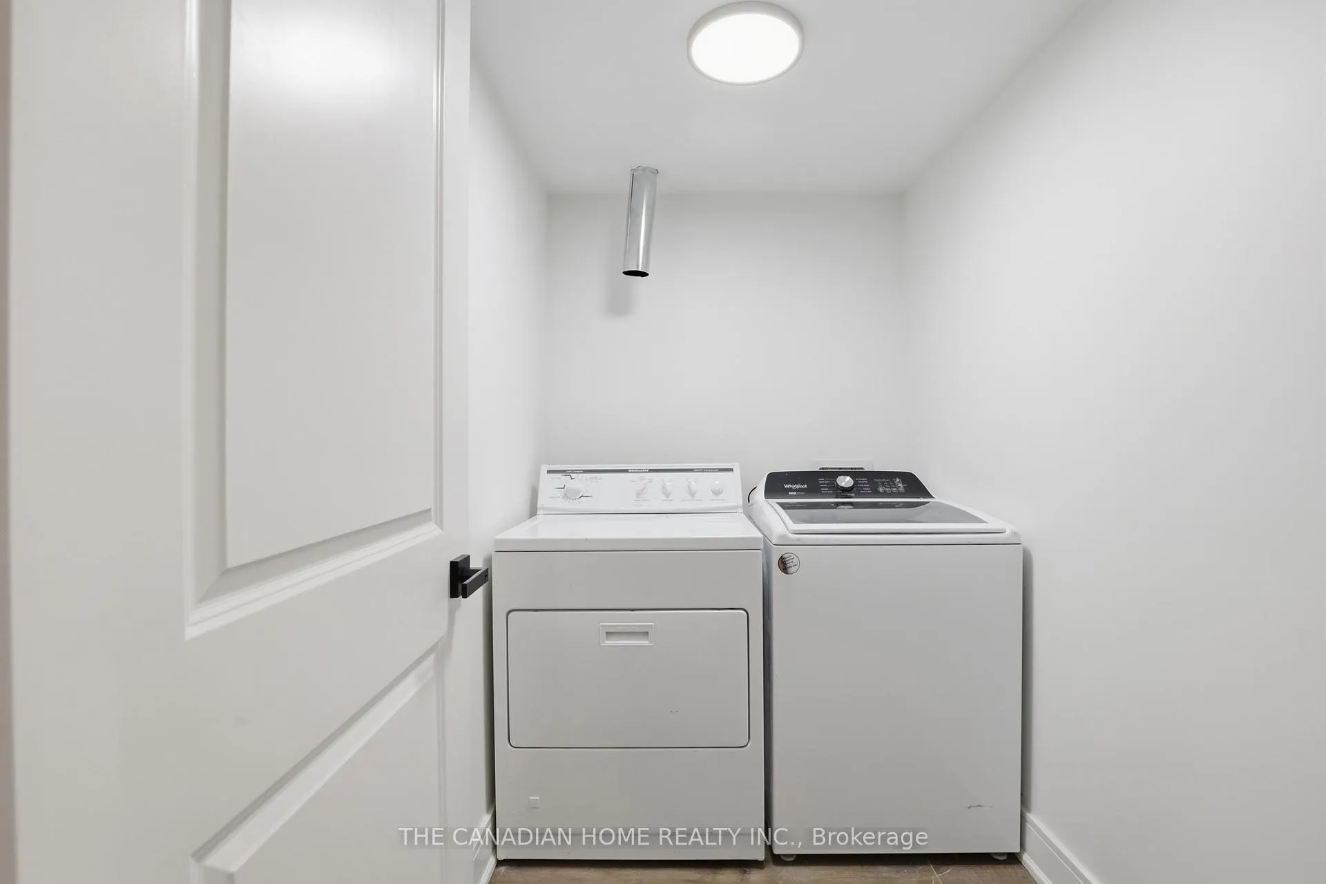 Photo 35 of 21 Clearview Heights, St. Catharines, Burleigh Hill — HOMEH