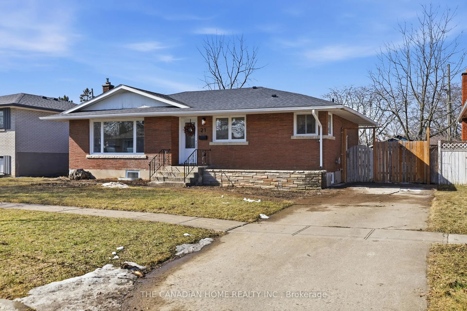 Photo 39 of 21 Clearview Heights, St. Catharines, Burleigh Hill — HOMEH
