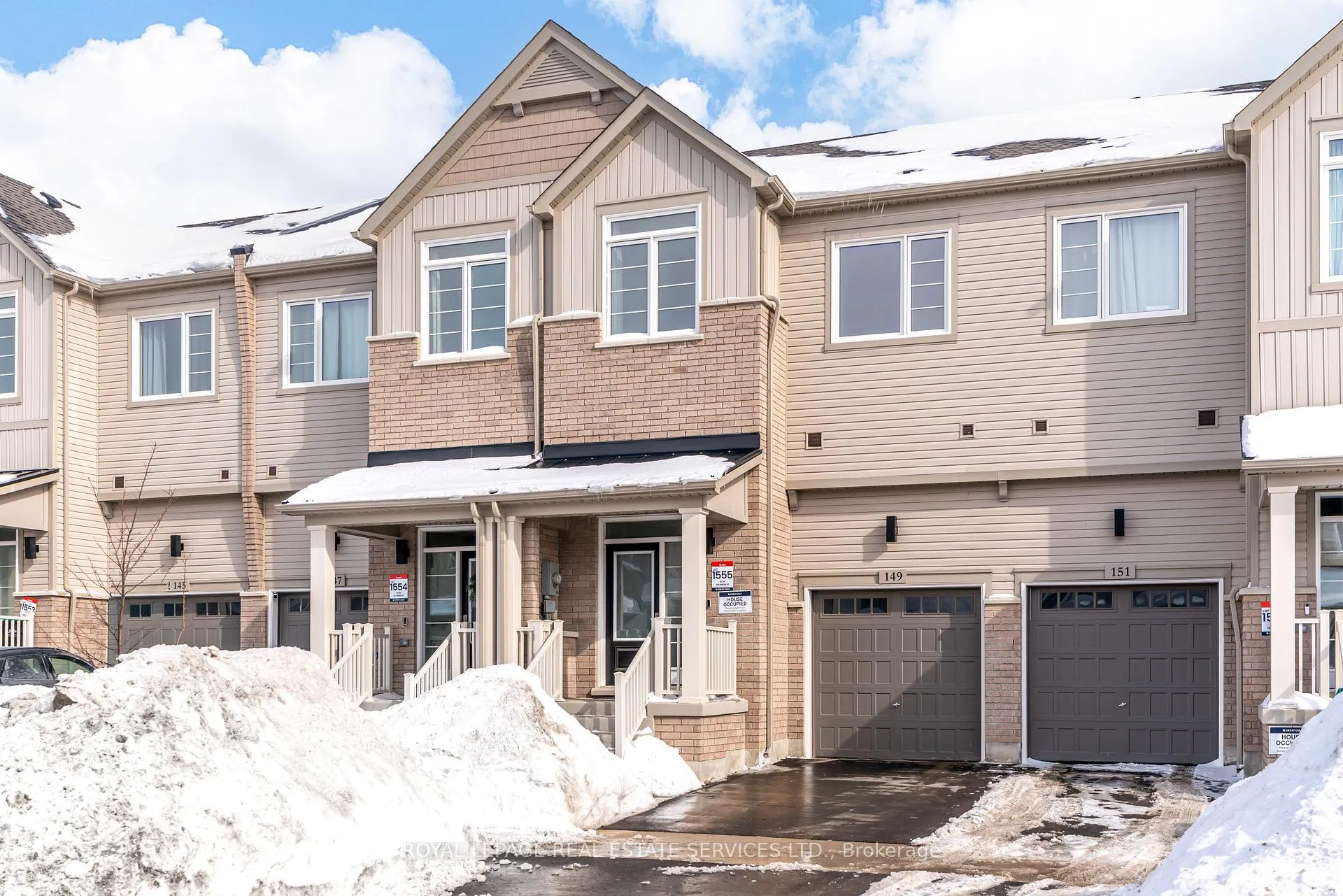 Photo 3 of 149 Greer Street, Barrie, Rural Barrie Southeast — HOMEH