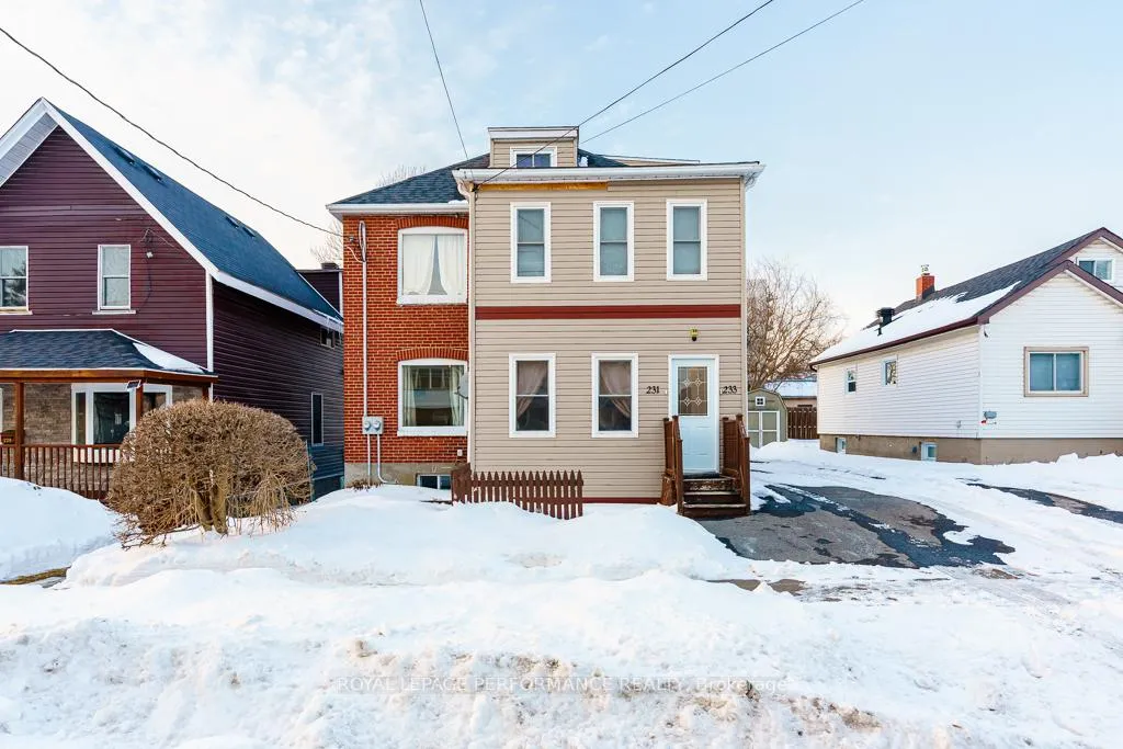Front of 231-233 Fifth Street E