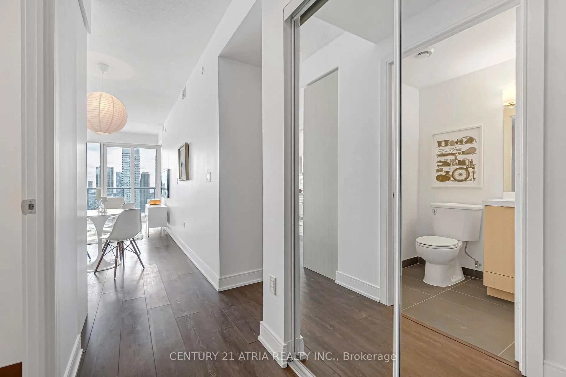 Photo 2 of Unit 3209, 89 McGill Street, Toronto, Church-Yonge Corridor — HOMEH