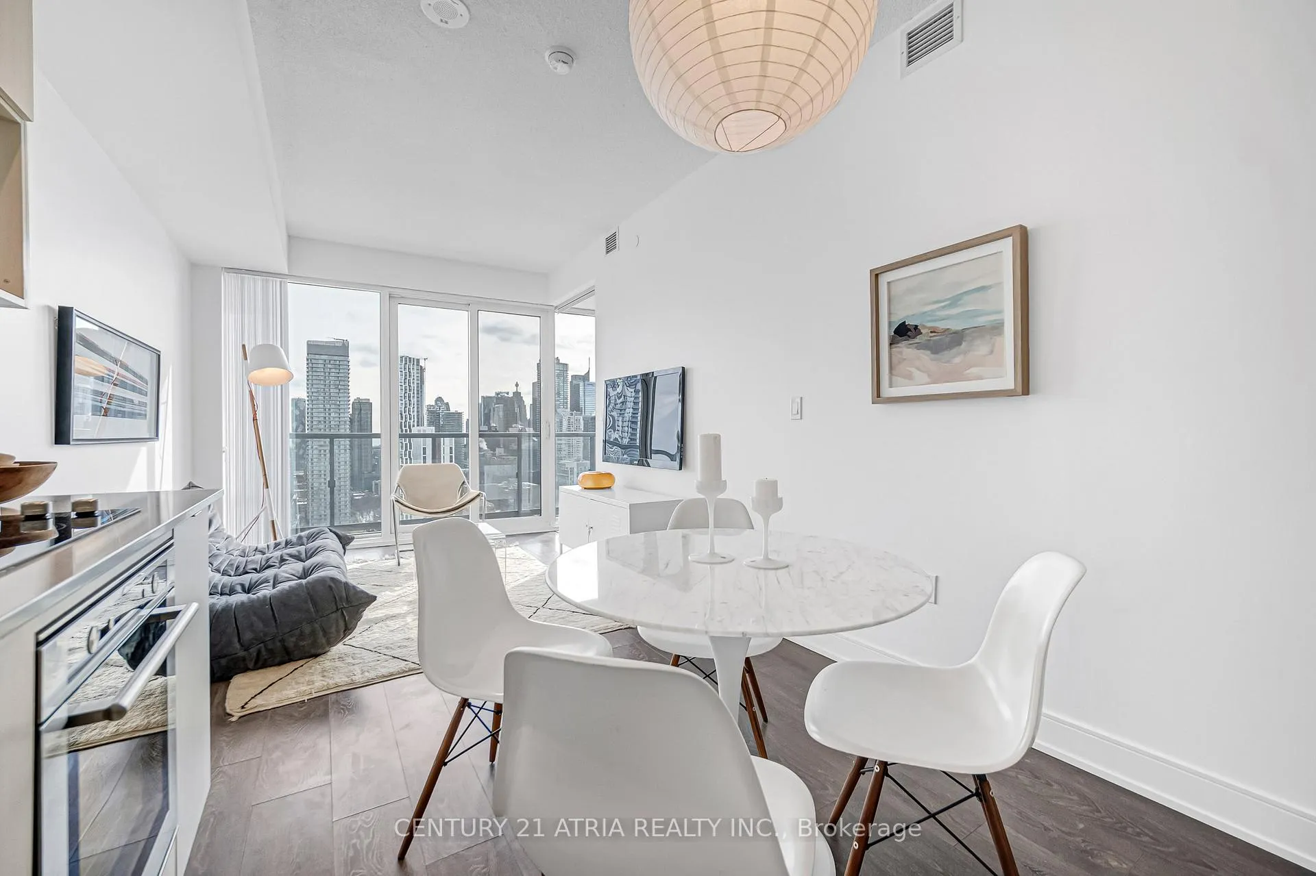 Photo 7 of Unit 3209, 89 McGill Street, Toronto, Church-Yonge Corridor — HOMEH