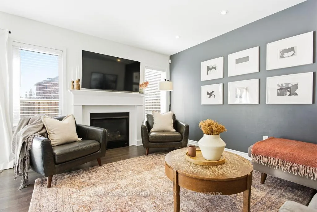 Photo 14 of 23 Lupo Drive, Hamilton, Waterdown — HOMEH