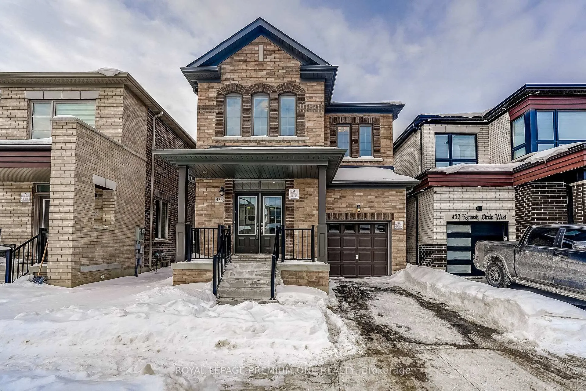 Photo 1 of 433 Kennedy Circle, Milton, Cobban — HOMEH