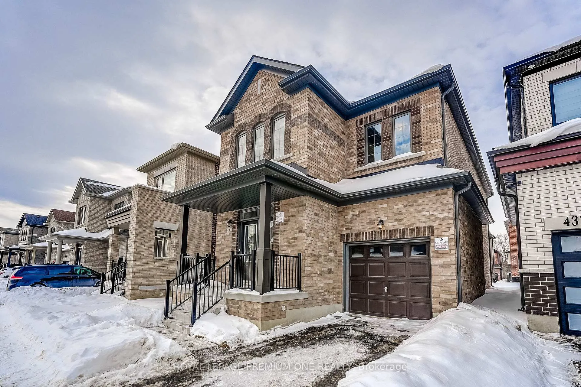 Photo 2 of 433 Kennedy Circle, Milton, Cobban — HOMEH