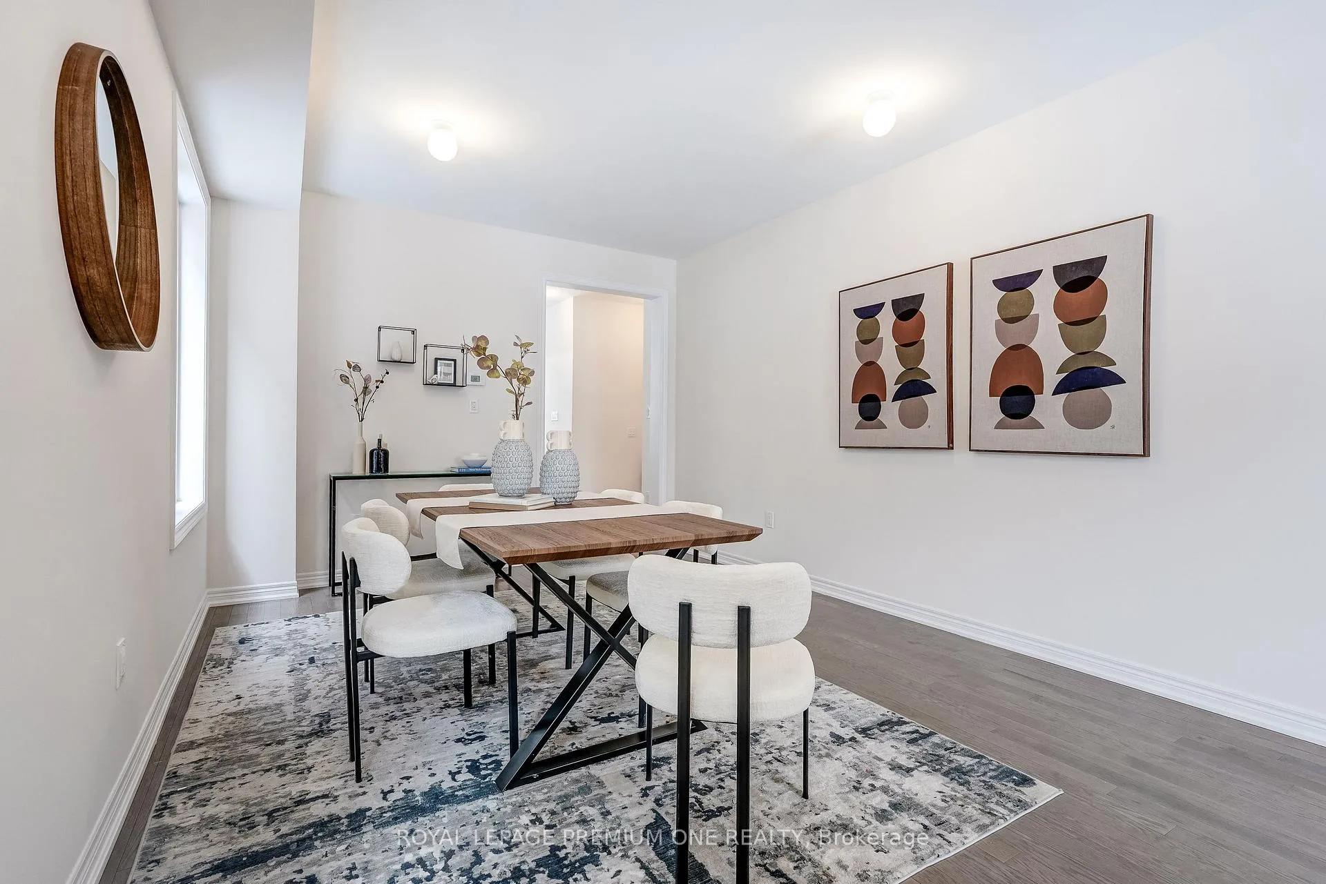 Photo 8 of 433 Kennedy Circle, Milton, Cobban — HOMEH