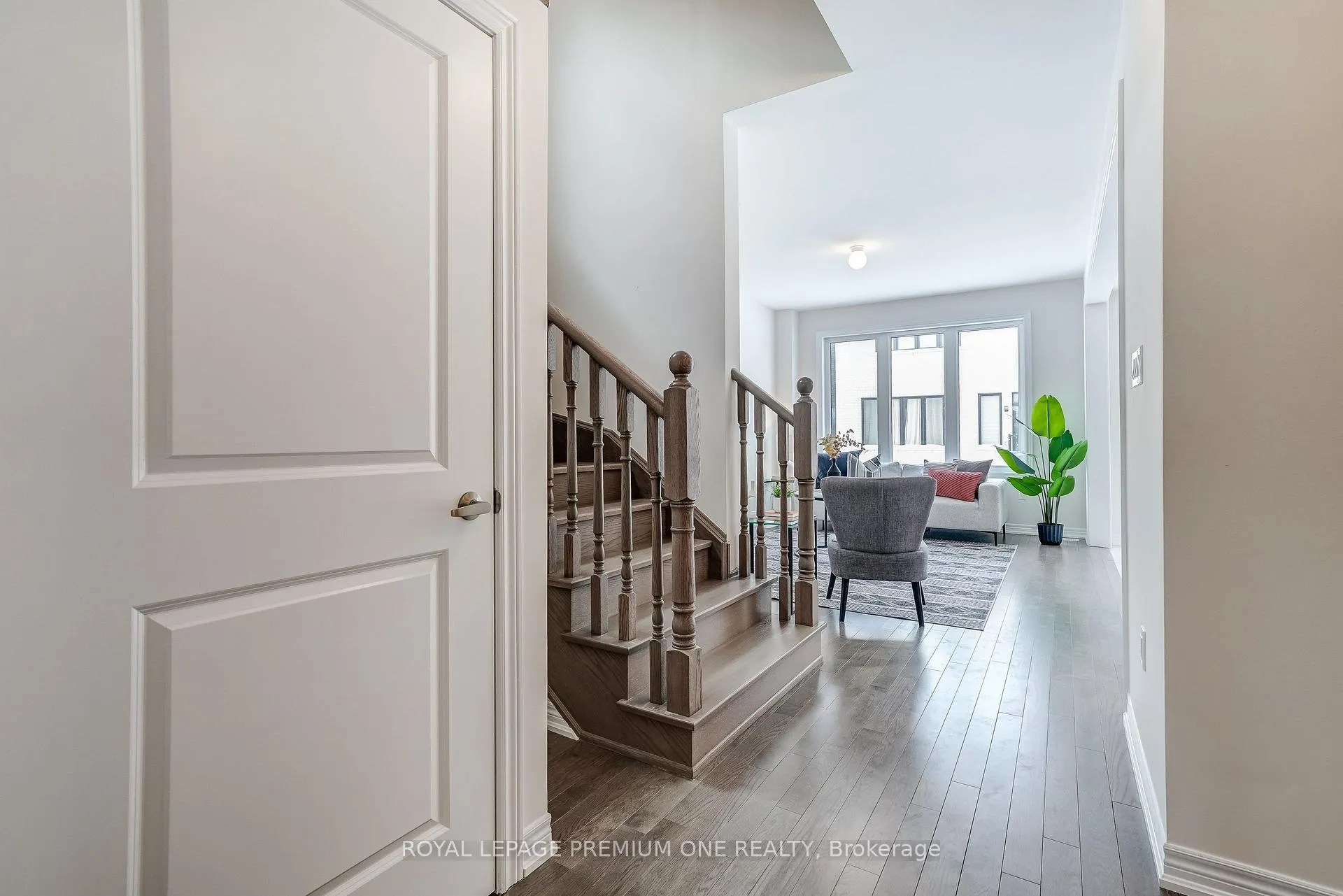 Photo 12 of 433 Kennedy Circle, Milton, Cobban — HOMEH