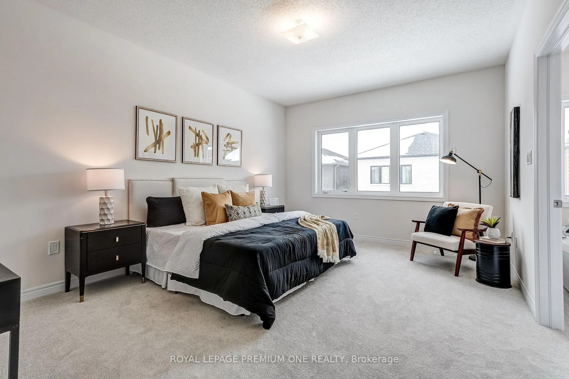 Photo 21 of 433 Kennedy Circle, Milton, Cobban — HOMEH