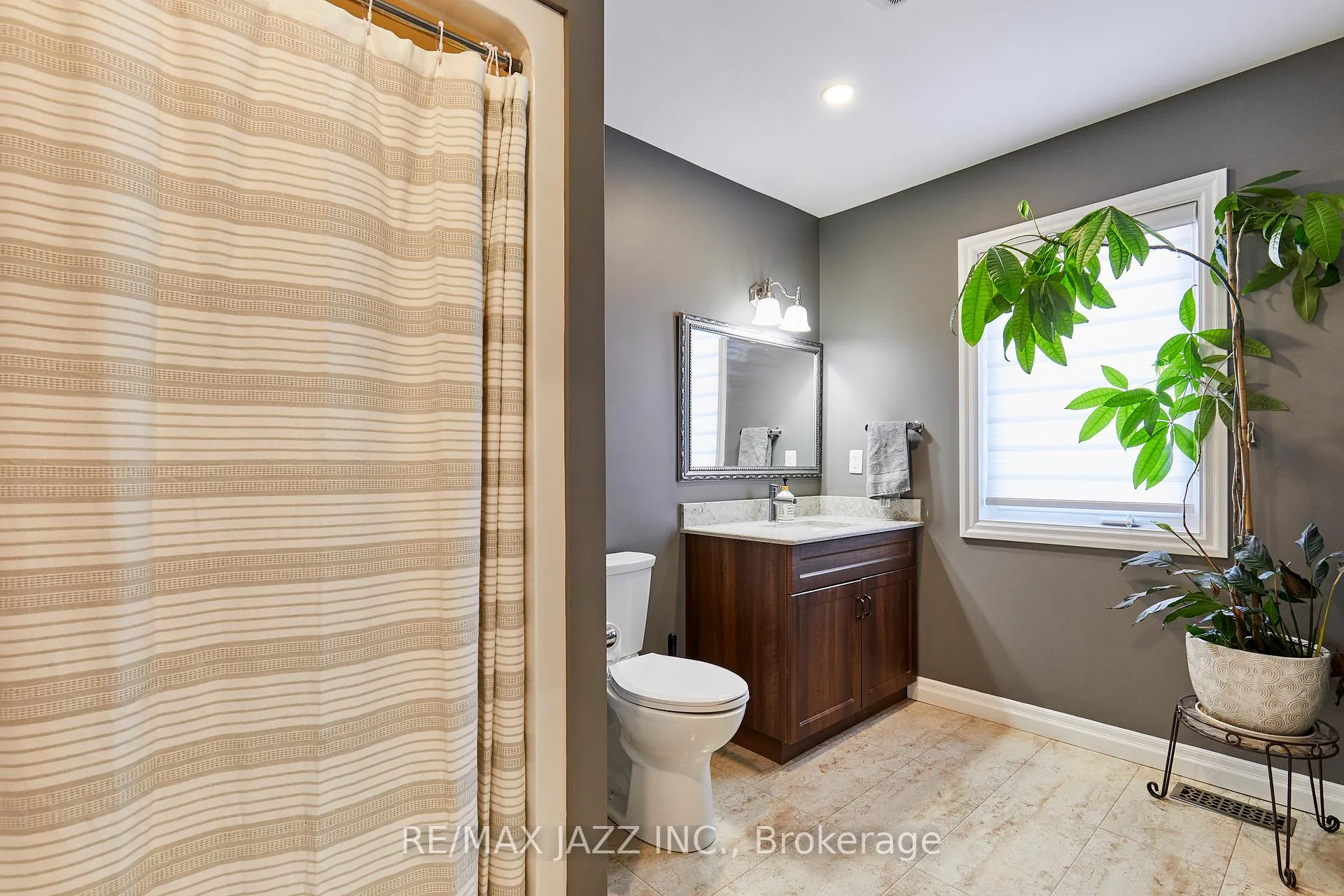 Photo 10 of 2125 Prestonvale Road, Clarington, Courtice — HOMEH