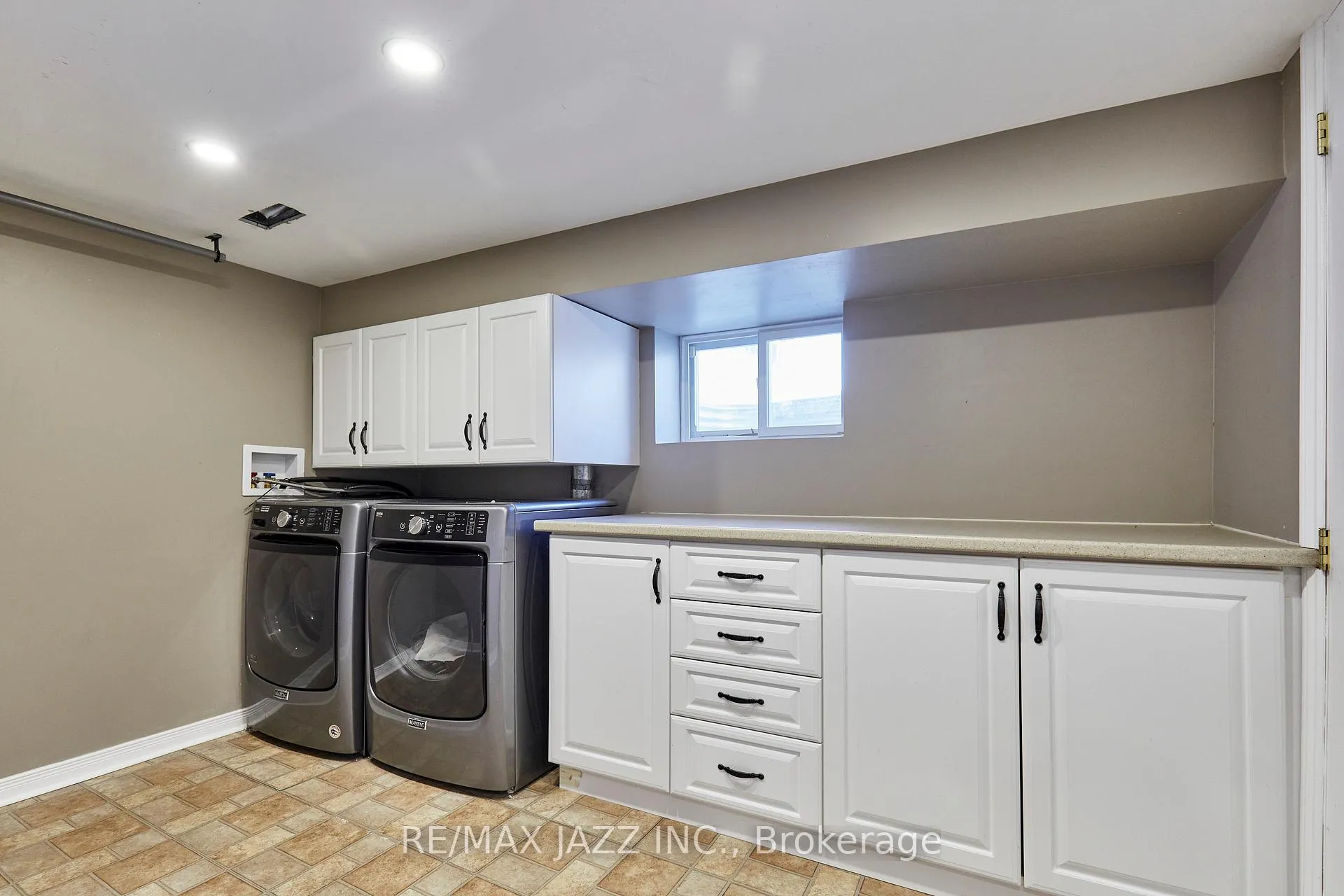 Photo 19 of 2125 Prestonvale Road, Clarington, Courtice — HOMEH