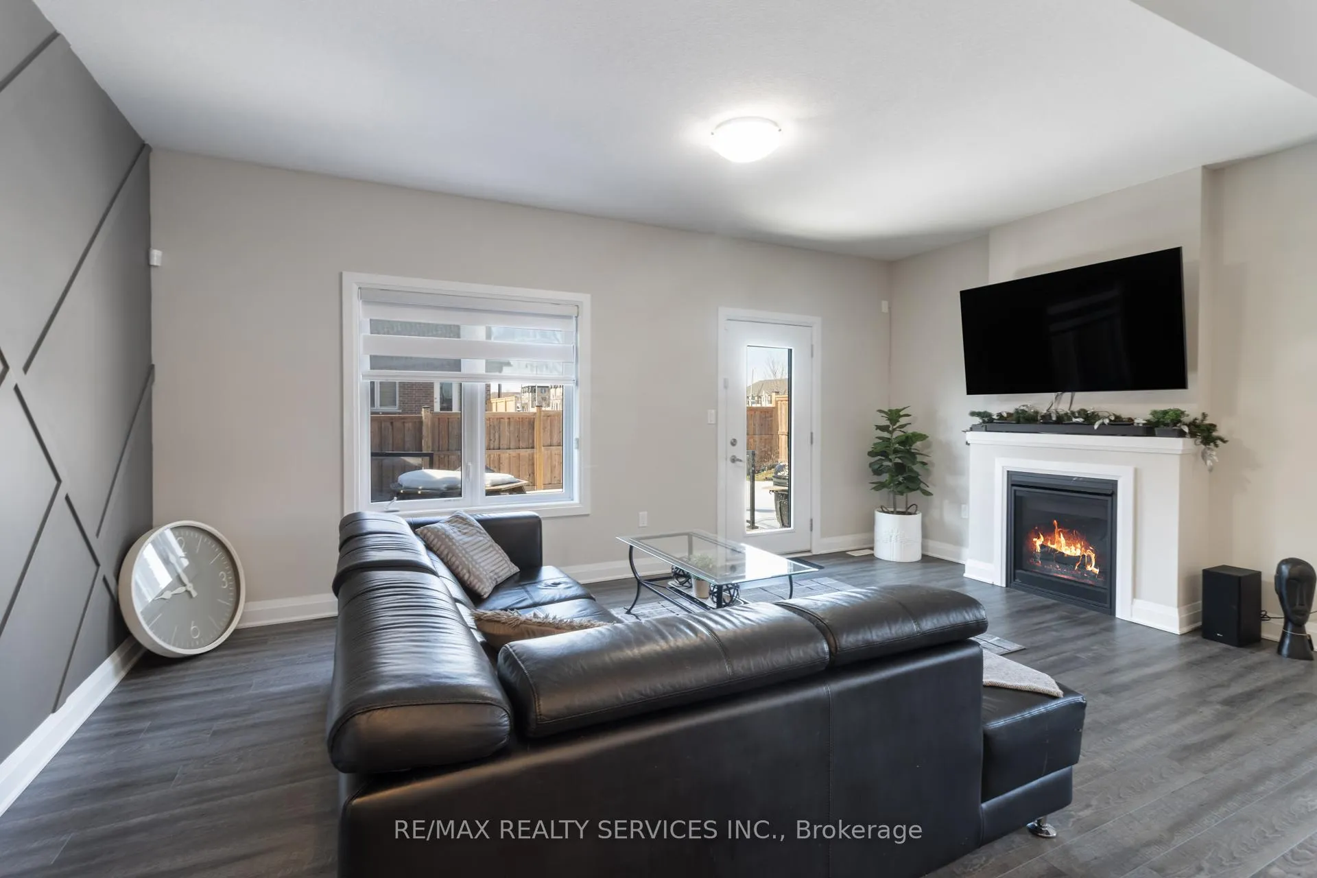 Photo 17 of Unit 7, 118 Simmonds Drive, Guelph, Victoria North — HOMEH