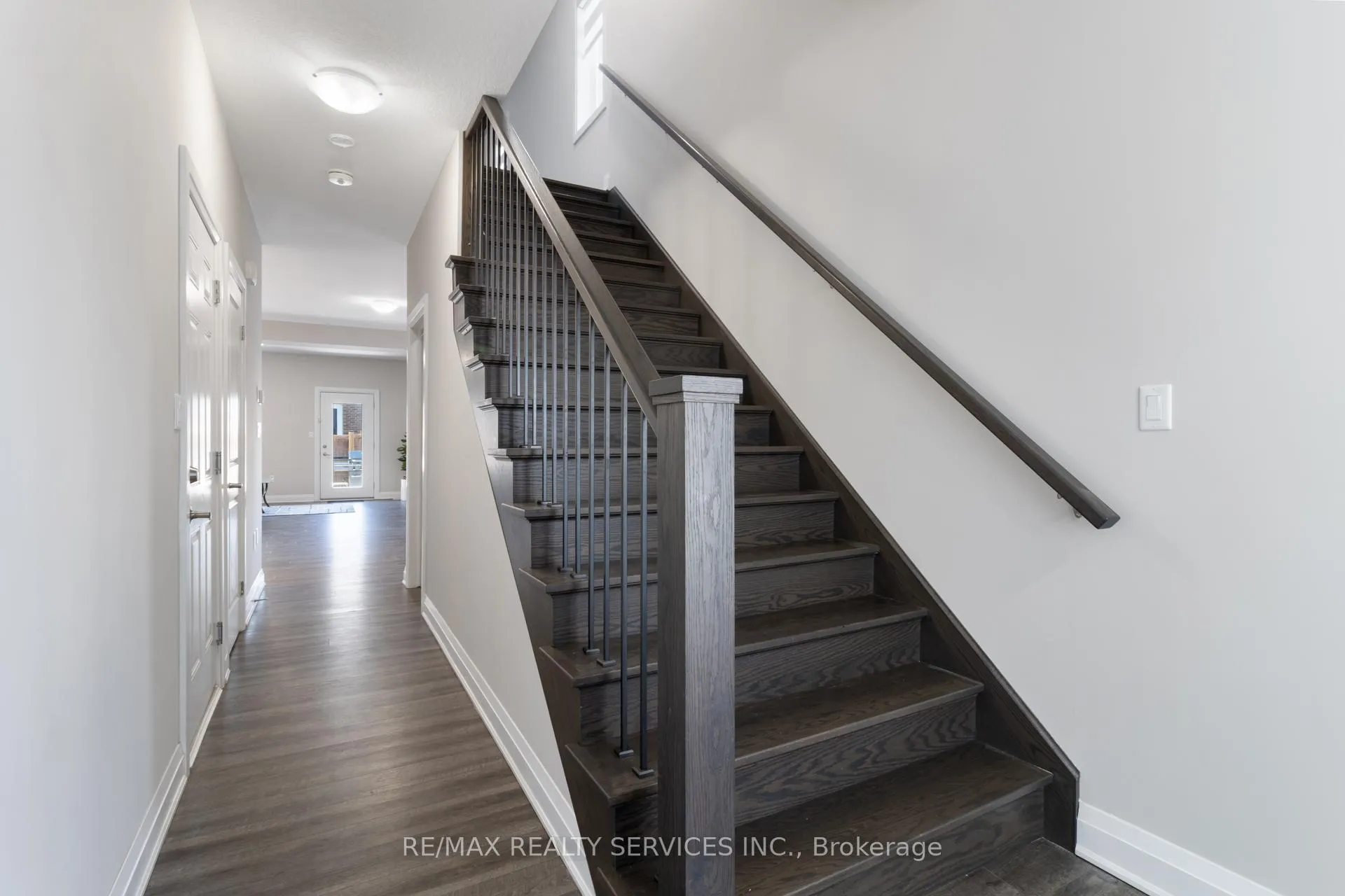 Photo 18 of Unit 7, 118 Simmonds Drive, Guelph, Victoria North — HOMEH