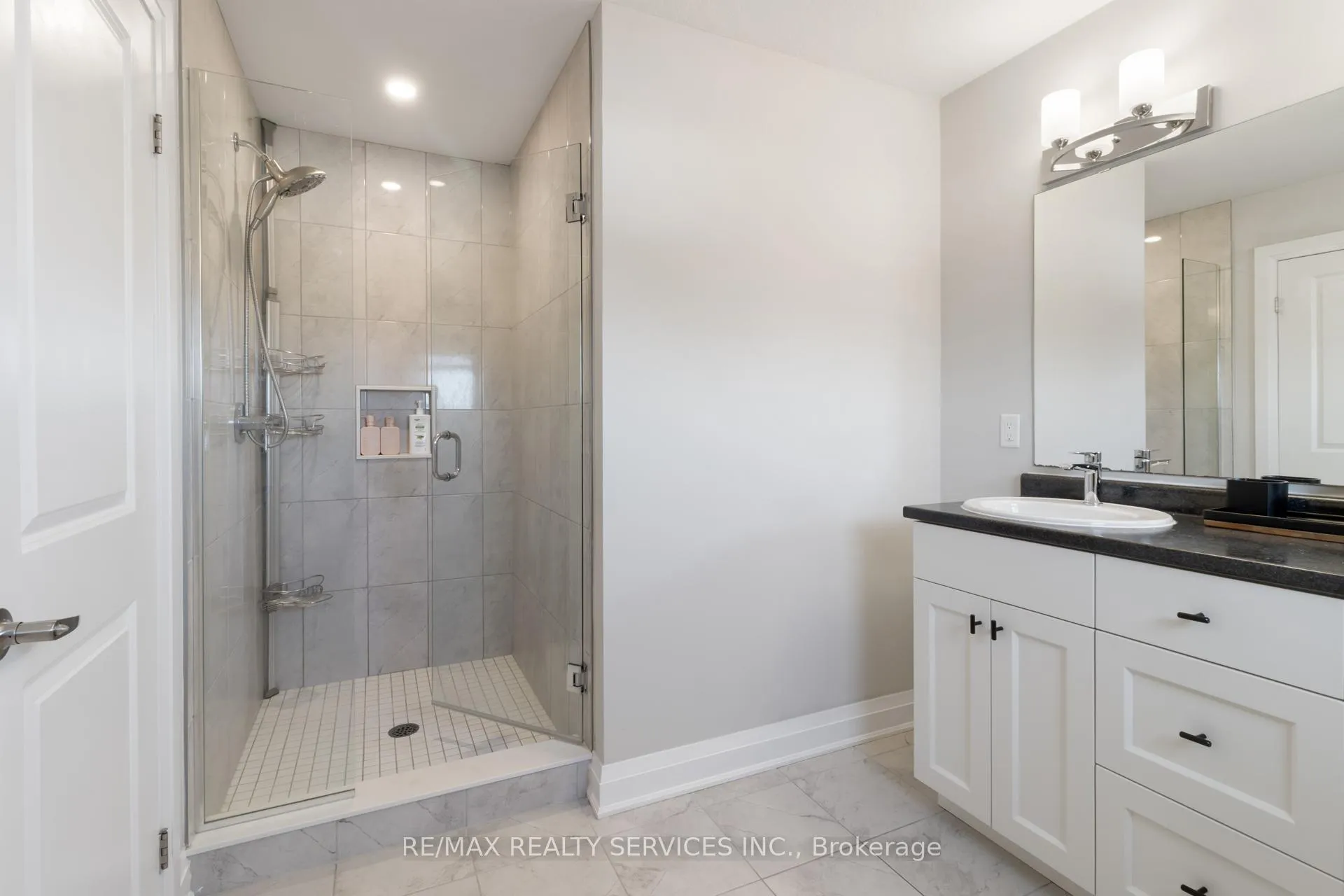 Photo 30 of Unit 7, 118 Simmonds Drive, Guelph, Victoria North — HOMEH