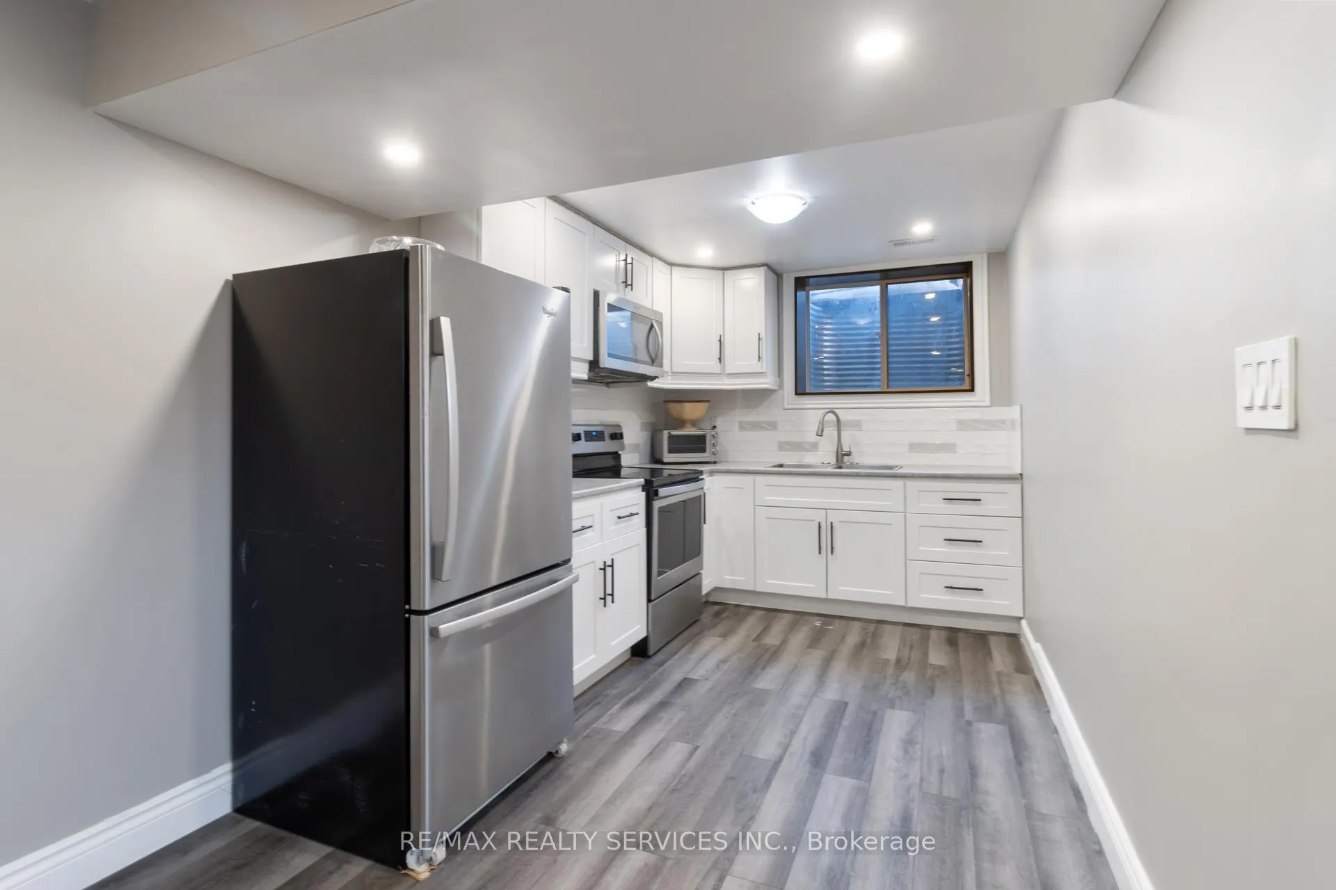Photo 38 of Unit 7, 118 Simmonds Drive, Guelph, Victoria North — HOMEH