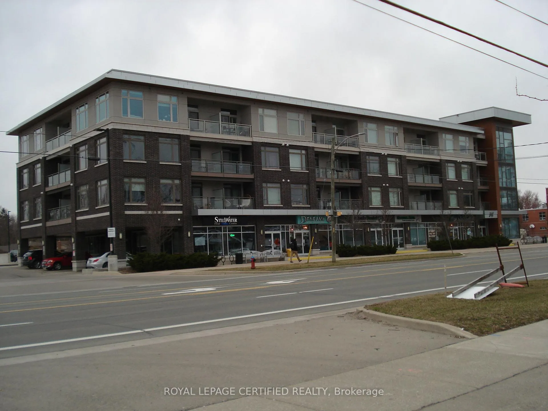 Photo 2 of Unit 402, 457 Plains Rd E, Burlington, LaSalle — HOMEH