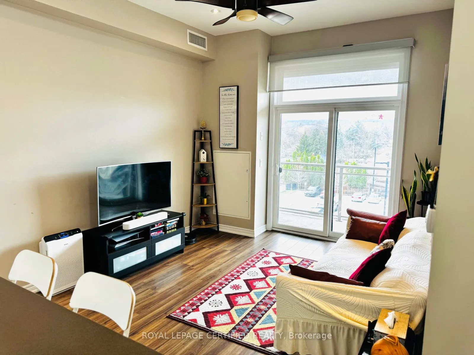 Photo 4 of Unit 402, 457 Plains Rd E, Burlington, LaSalle — HOMEH