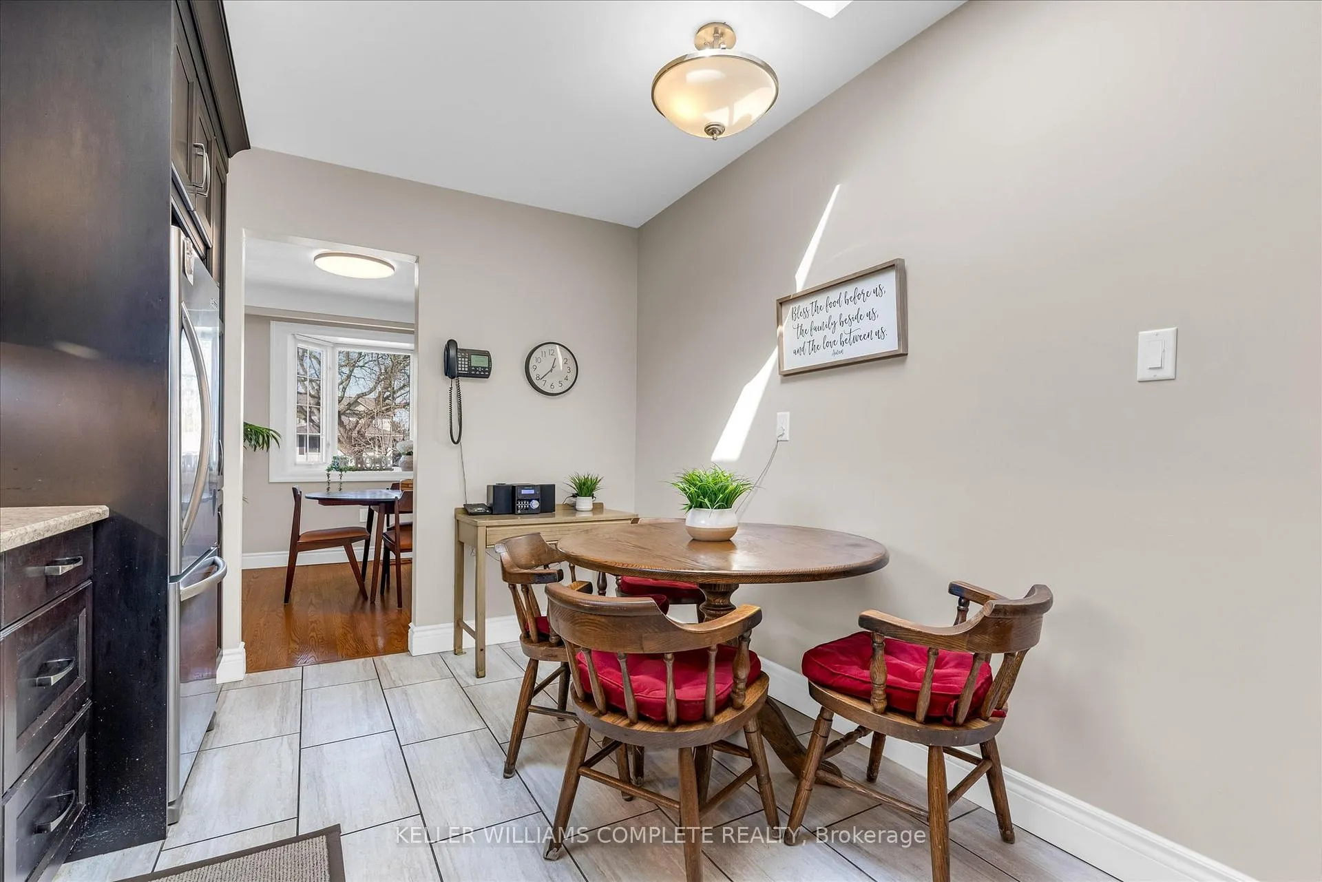 Photo 13 of 411 Bryant Crescent, Burlington, Appleby — HOMEH