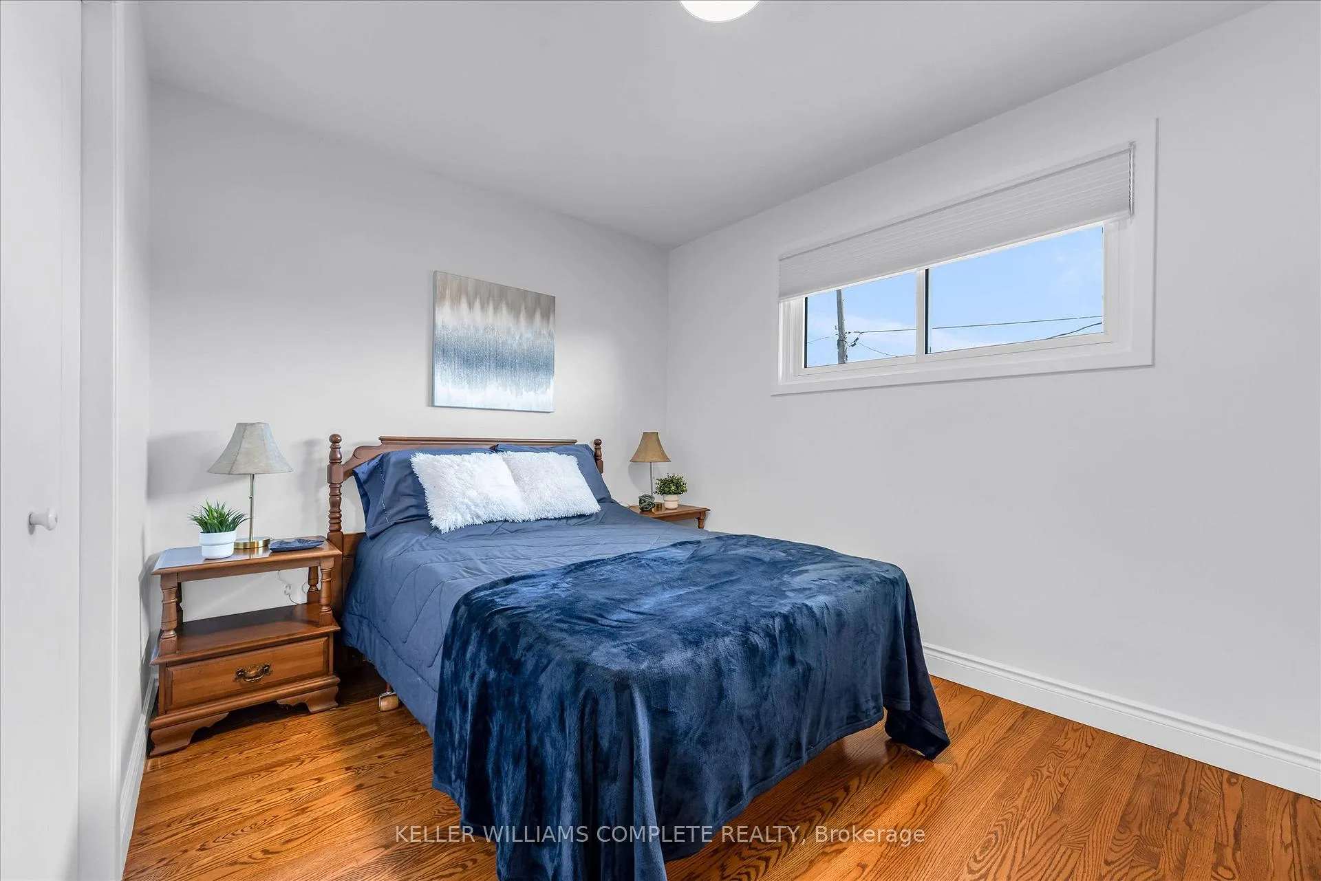 Photo 17 of 411 Bryant Crescent, Burlington, Appleby — HOMEH