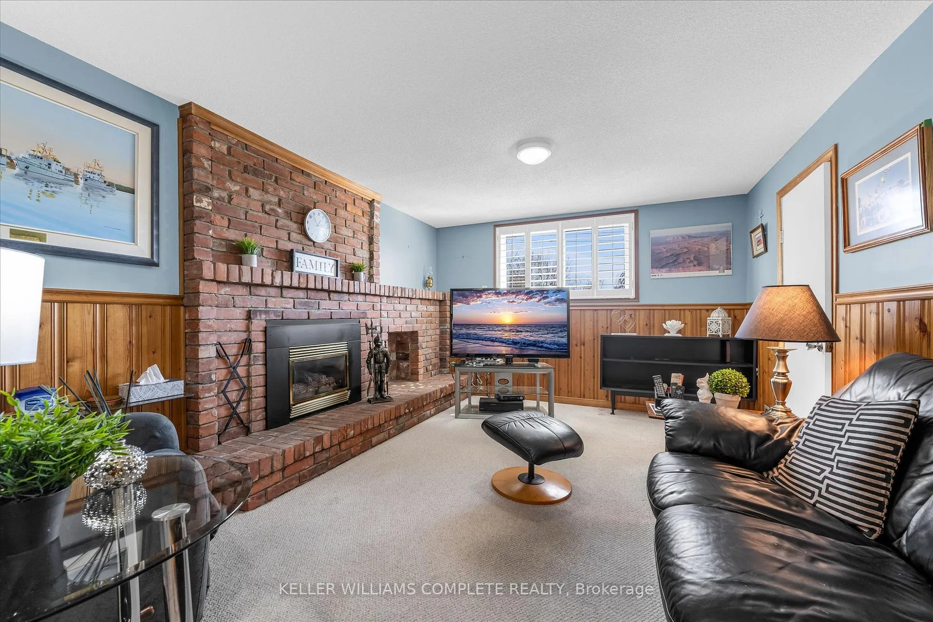 Photo 23 of 411 Bryant Crescent, Burlington, Appleby — HOMEH