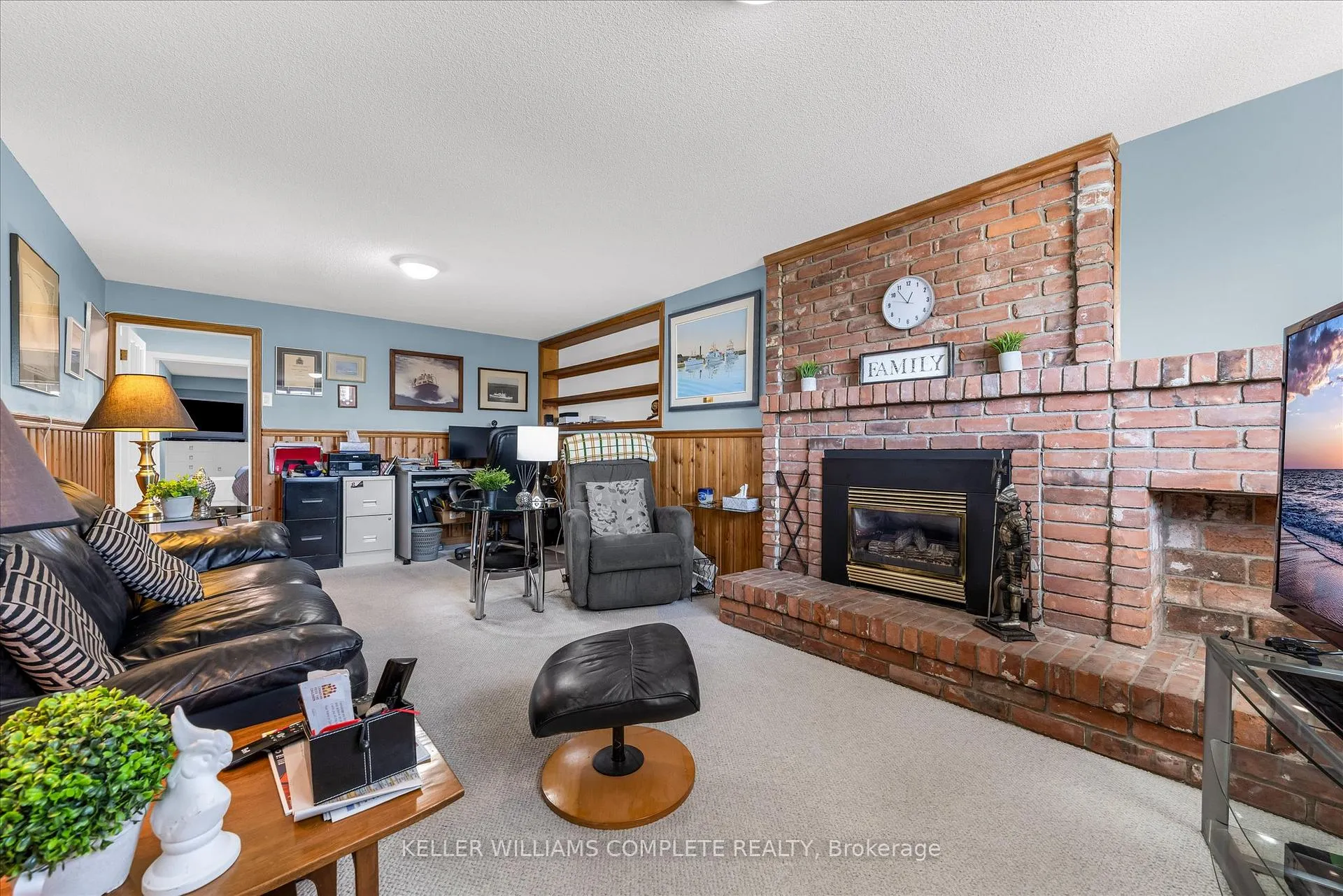 Photo 24 of 411 Bryant Crescent, Burlington, Appleby — HOMEH