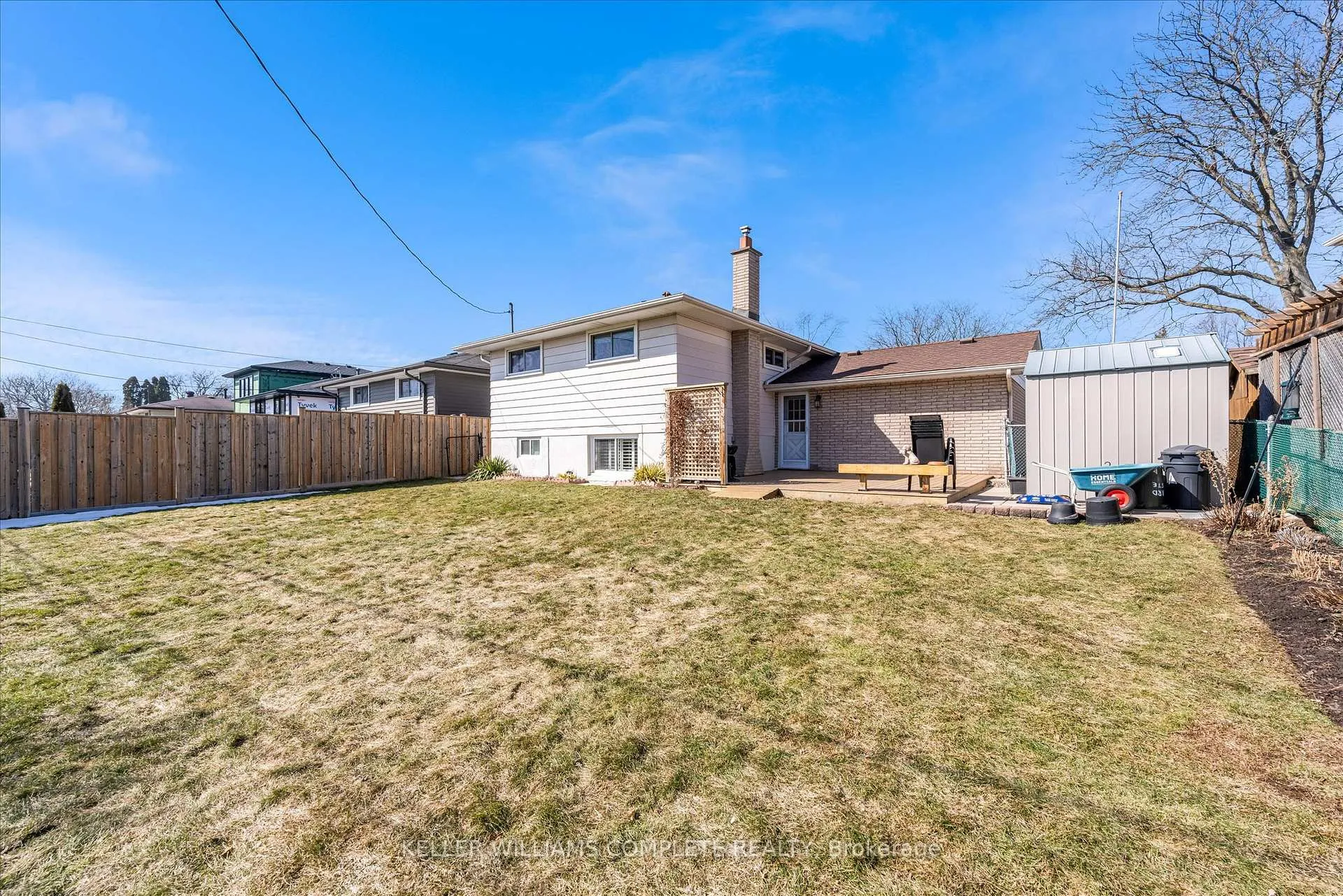 Photo 32 of 411 Bryant Crescent, Burlington, Appleby — HOMEH