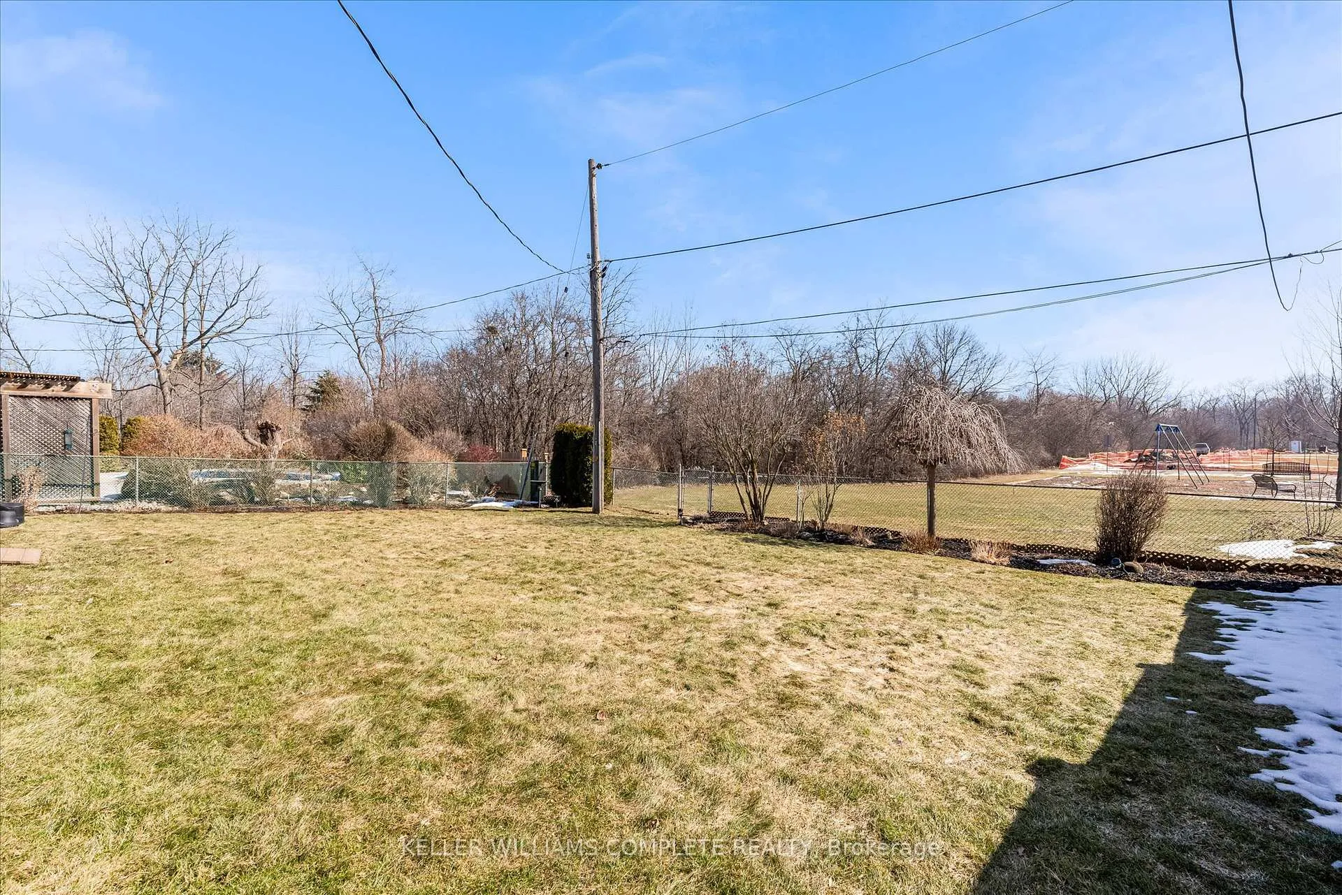 Photo 34 of 411 Bryant Crescent, Burlington, Appleby — HOMEH