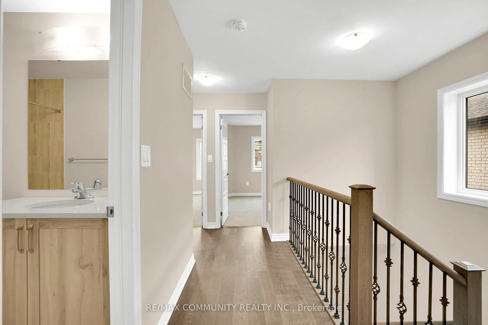 Photo 9 of 42 Sun Haven Lane, Thorold, Rolling Meadows — HOMEH