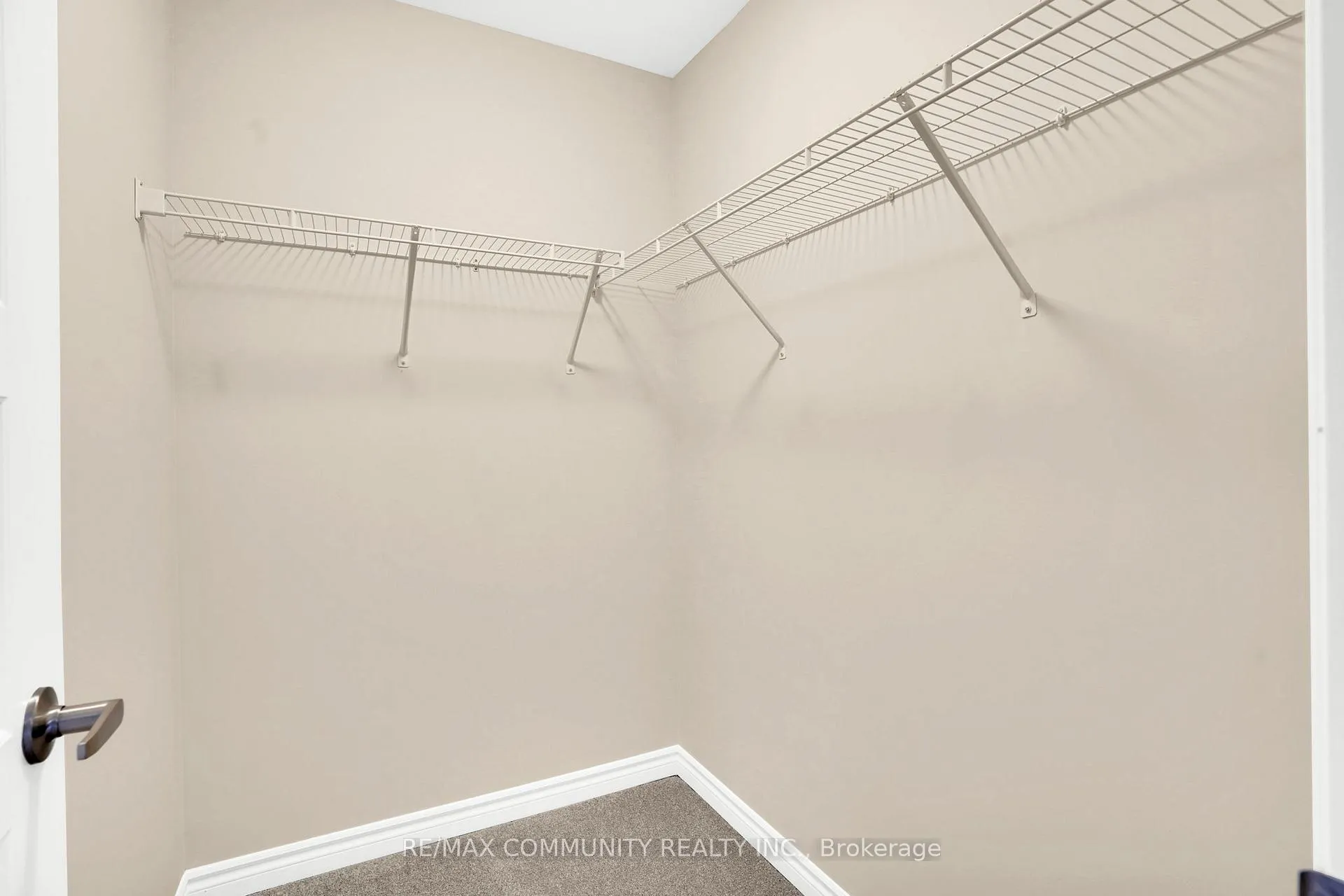 Photo 15 of 42 Sun Haven Lane, Thorold, Rolling Meadows — HOMEH