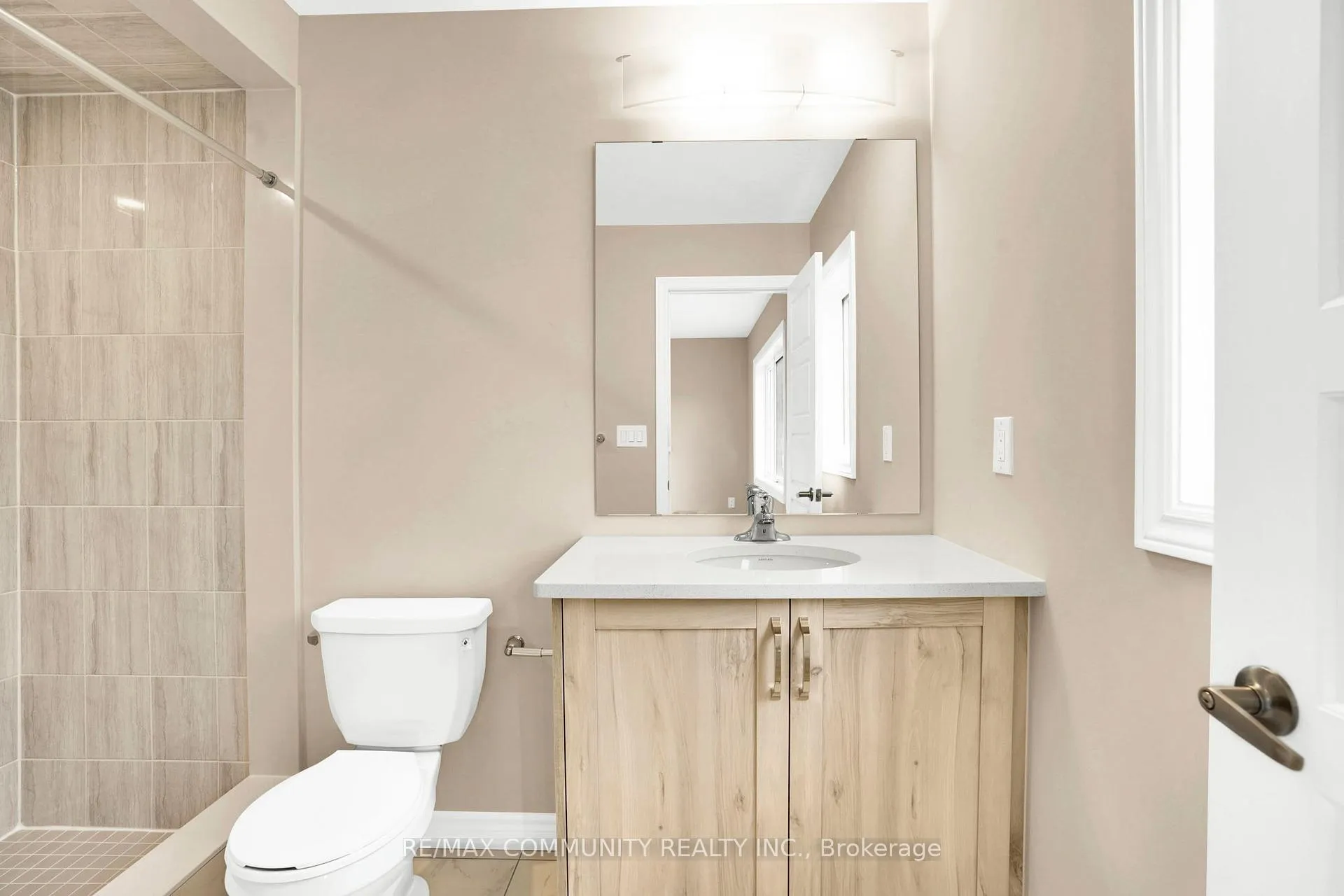 Photo 19 of 42 Sun Haven Lane, Thorold, Rolling Meadows — HOMEH