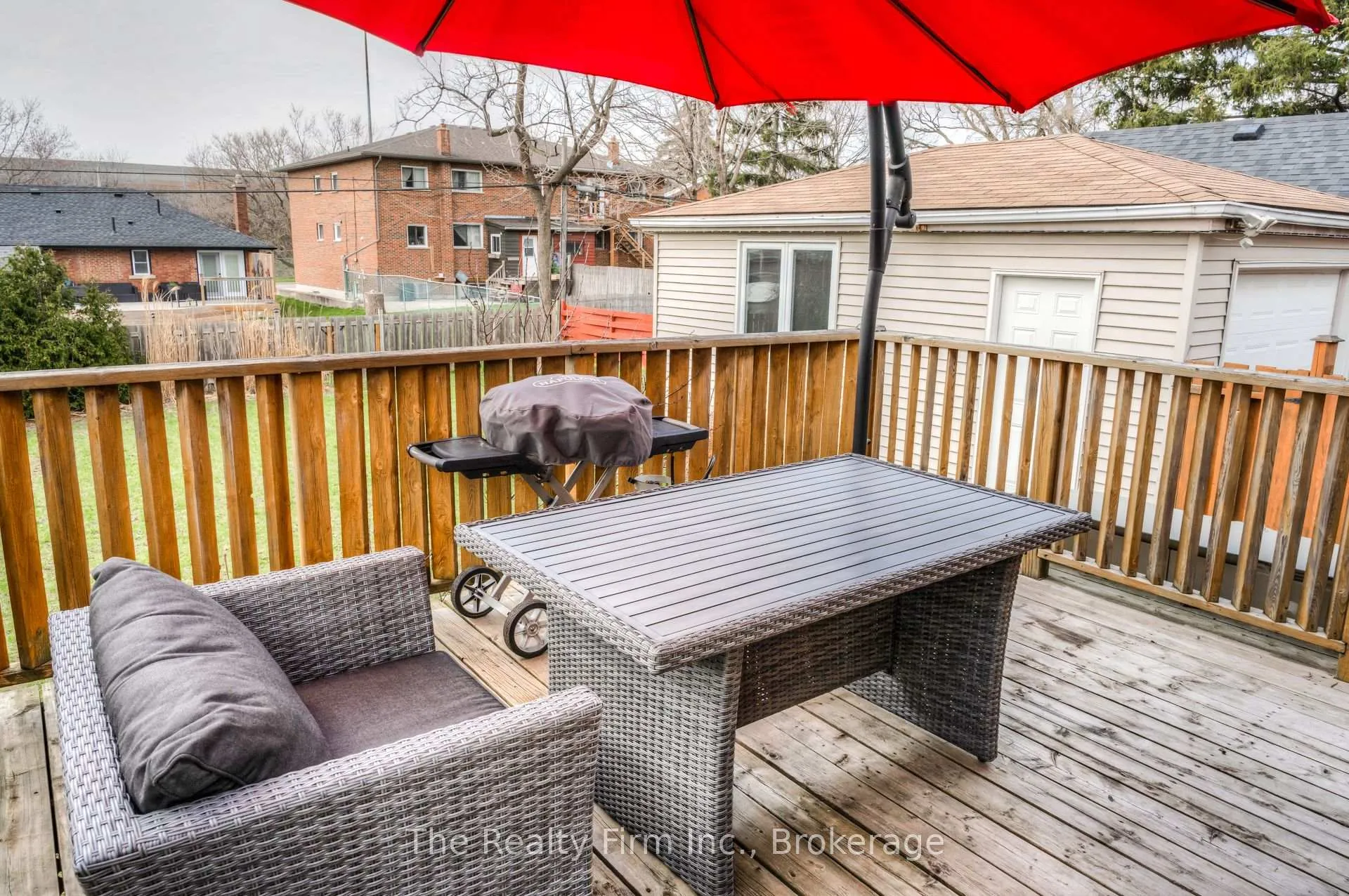 Photo 36 of 46 2 Avenue, Kitchener — HOMEH