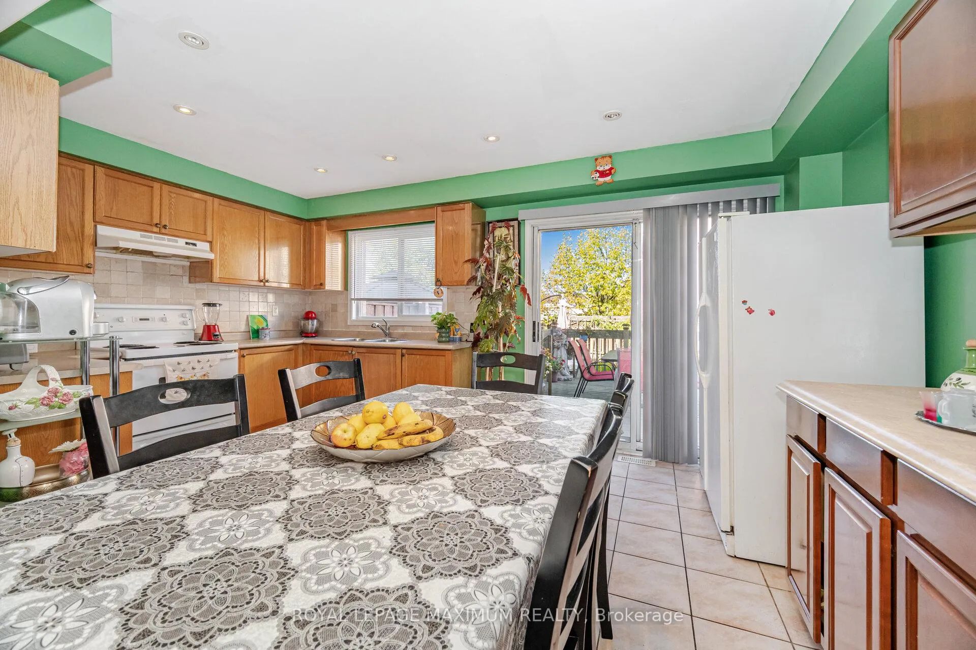Photo 14 of 85 Ronan Crescent, Vaughan, Sonoma Heights — HOMEH