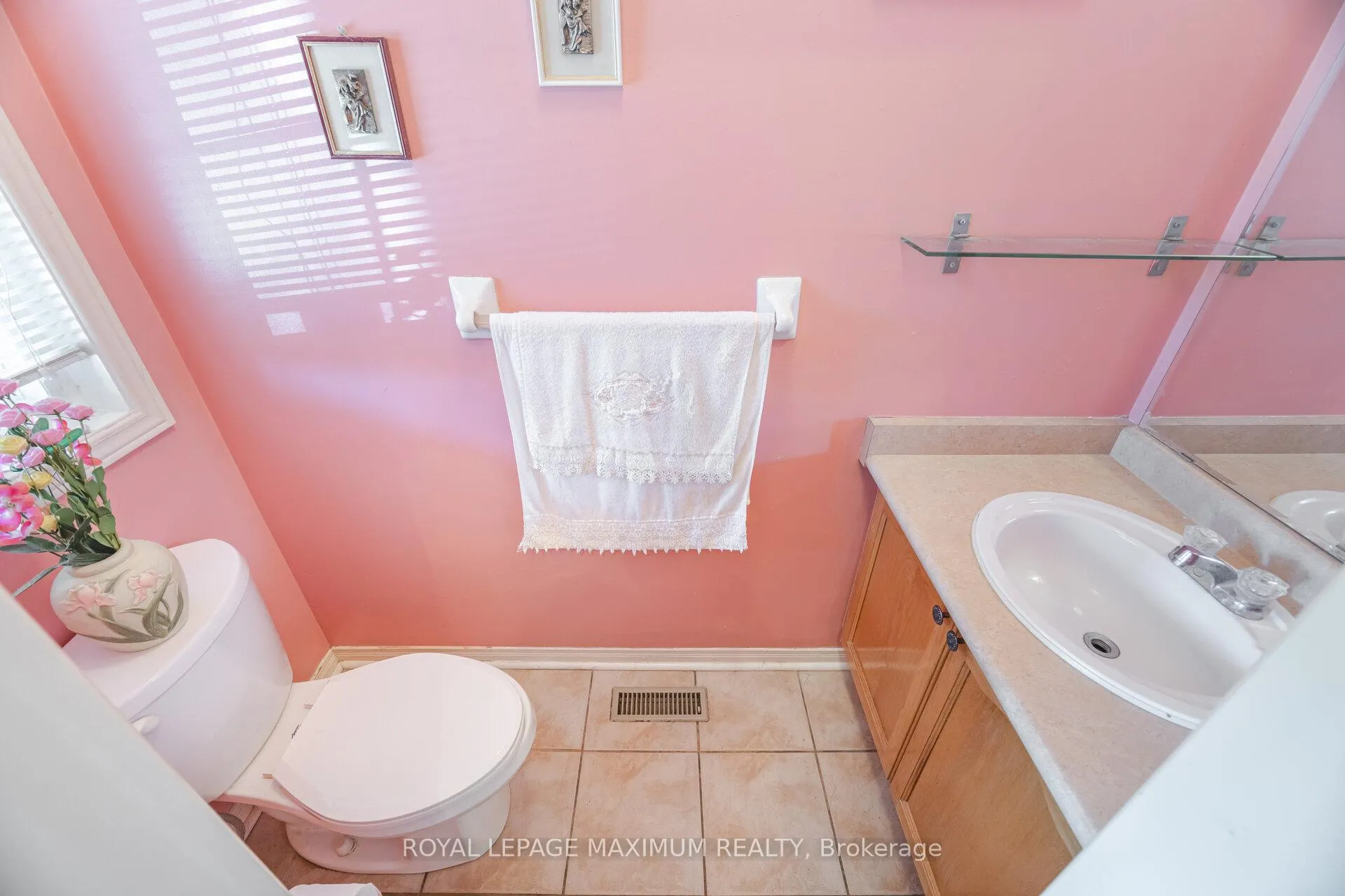 Photo 21 of 85 Ronan Crescent, Vaughan, Sonoma Heights — HOMEH