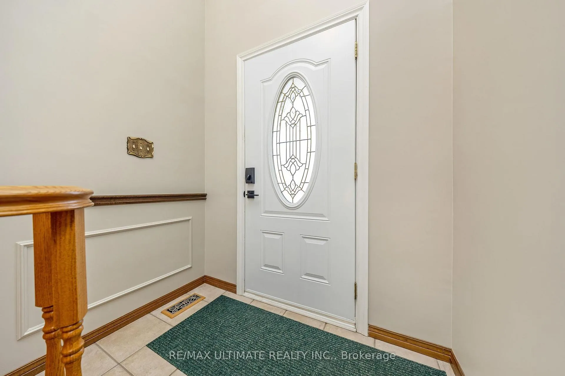 Photo 8 of 54 Debora Drive, Grimsby, Grimsby East — HOMEH