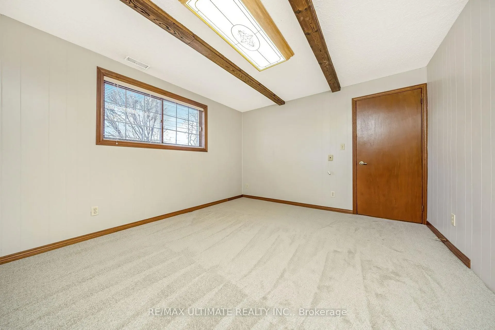 Photo 27 of 54 Debora Drive, Grimsby, Grimsby East — HOMEH