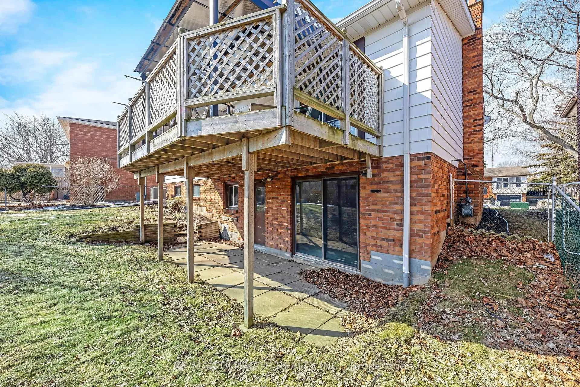 Photo 41 of 54 Debora Drive, Grimsby, Grimsby East — HOMEH