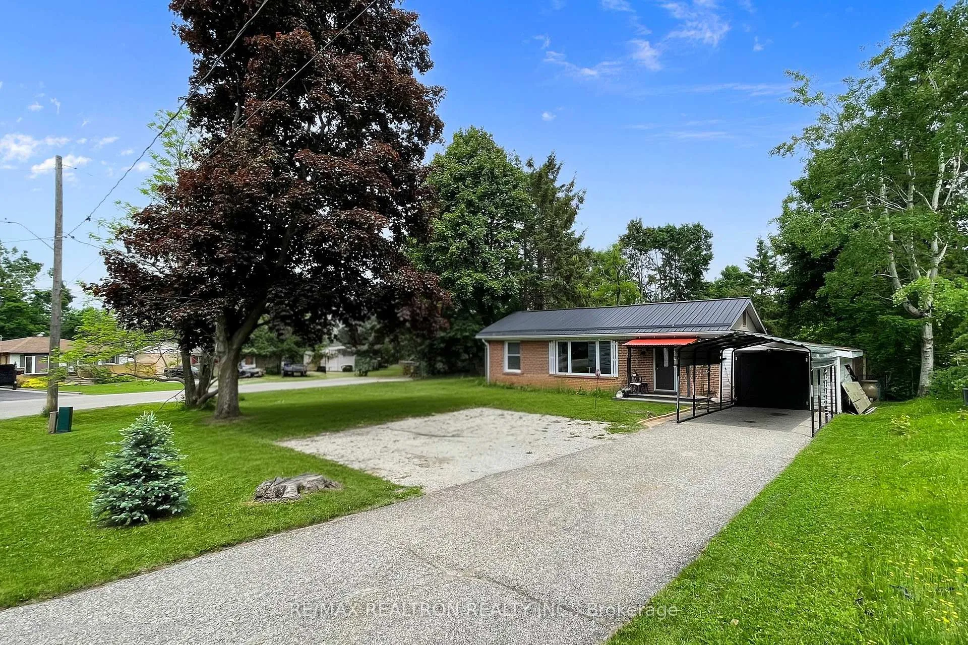 Photo 1 of 29 Quinn Avenue, Orillia — HOMEH