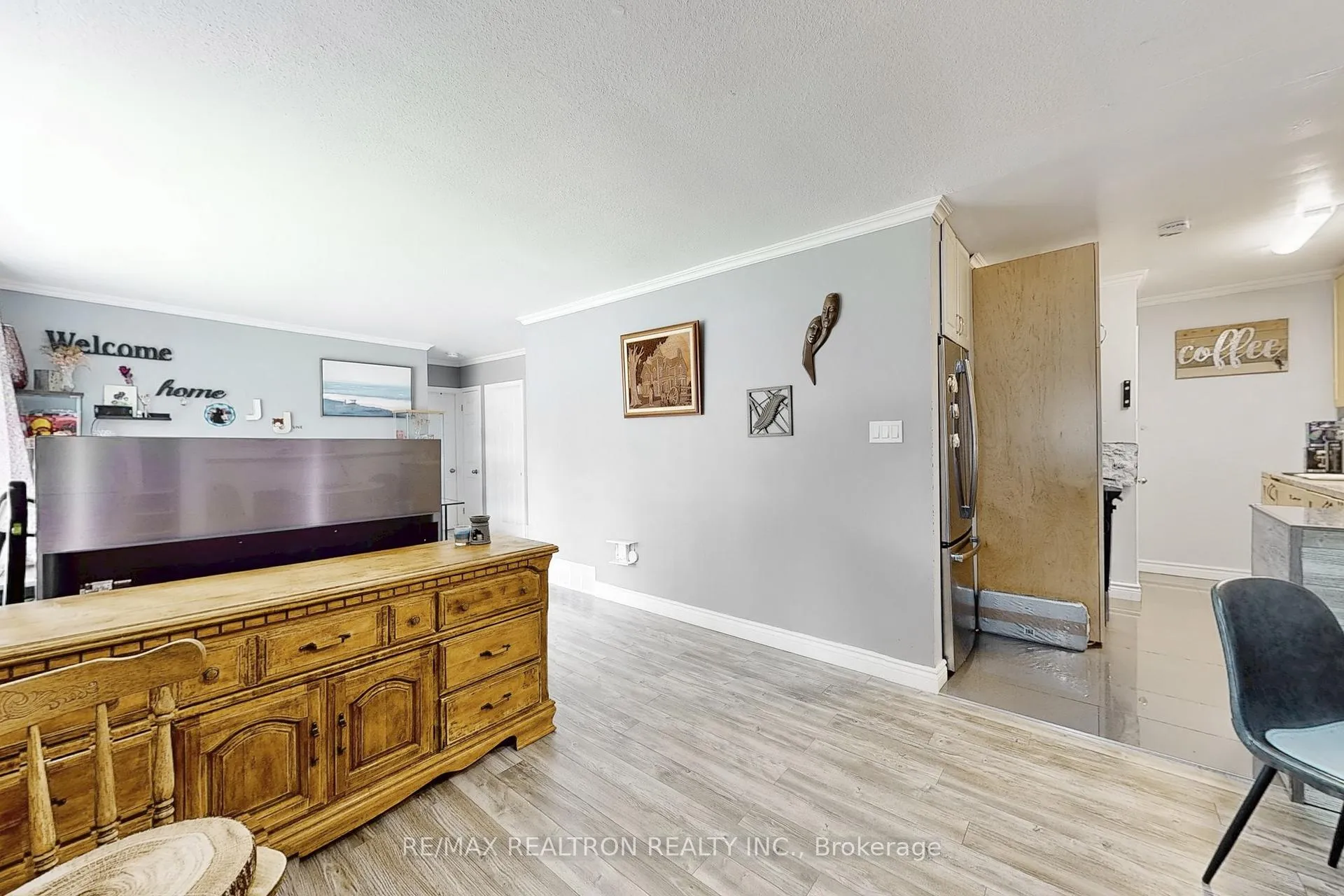 Photo 13 of 29 Quinn Avenue, Orillia — HOMEH