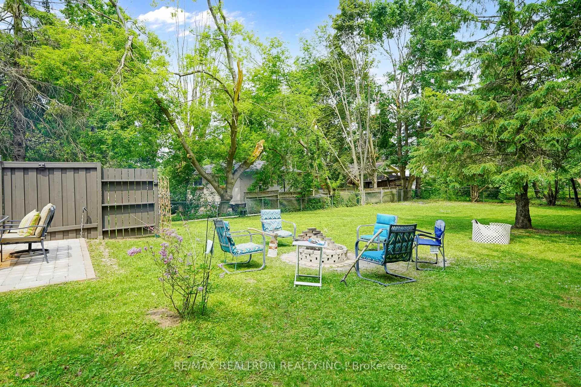 Photo 39 of 29 Quinn Avenue, Orillia — HOMEH