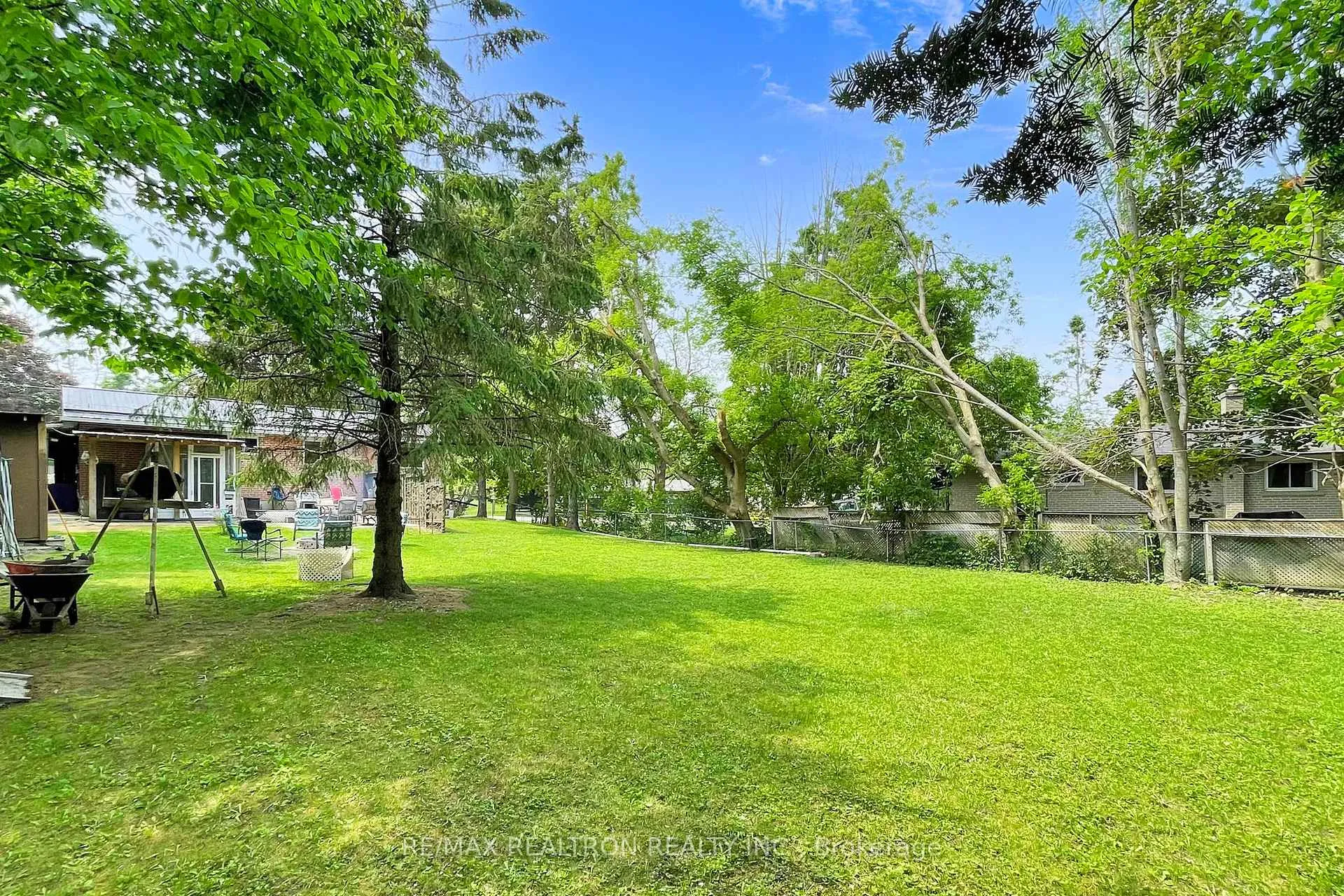 Photo 50 of 29 Quinn Avenue, Orillia — HOMEH