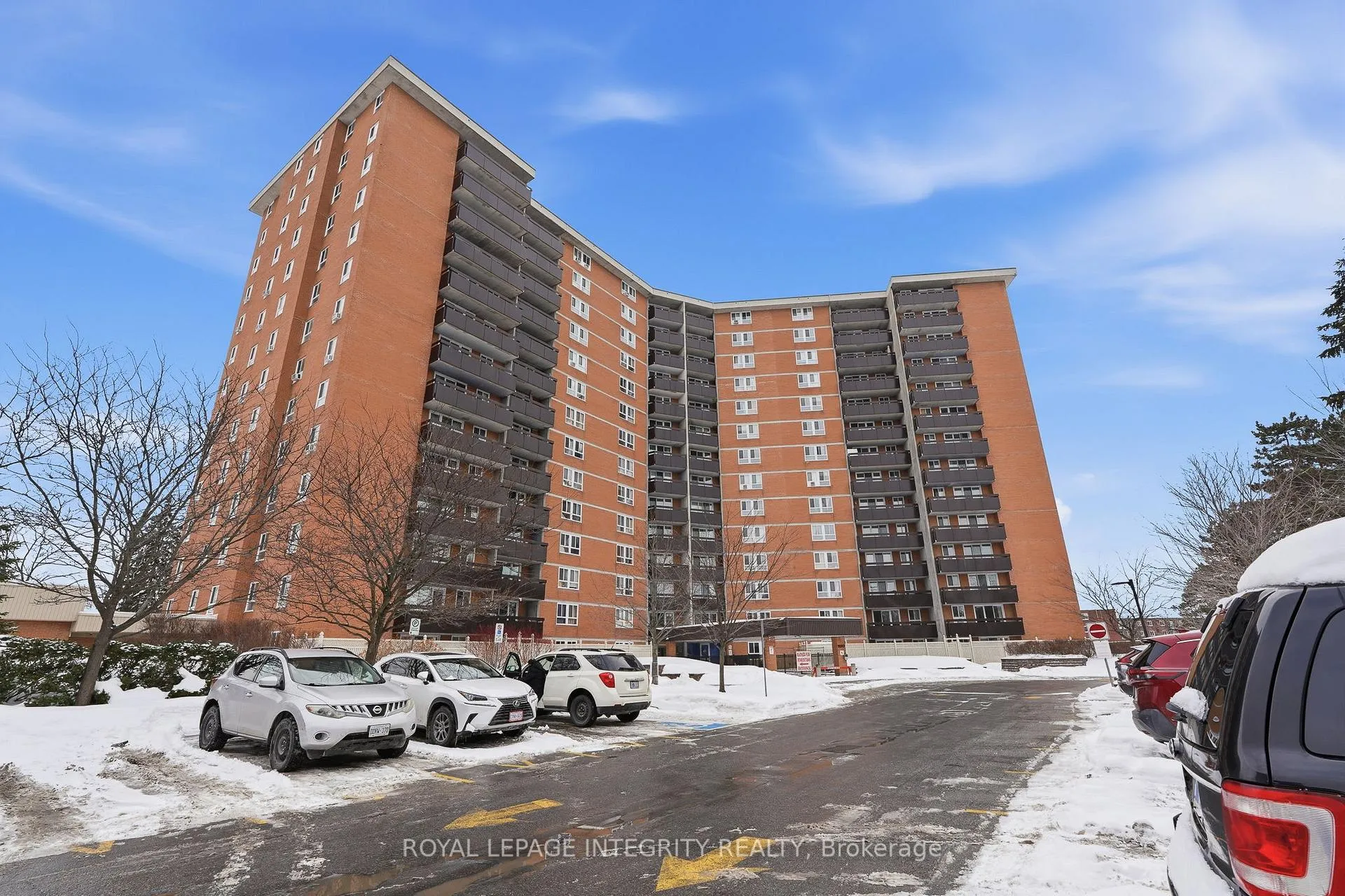 Front of Unit 1110, 2000 Jasmine Crescent