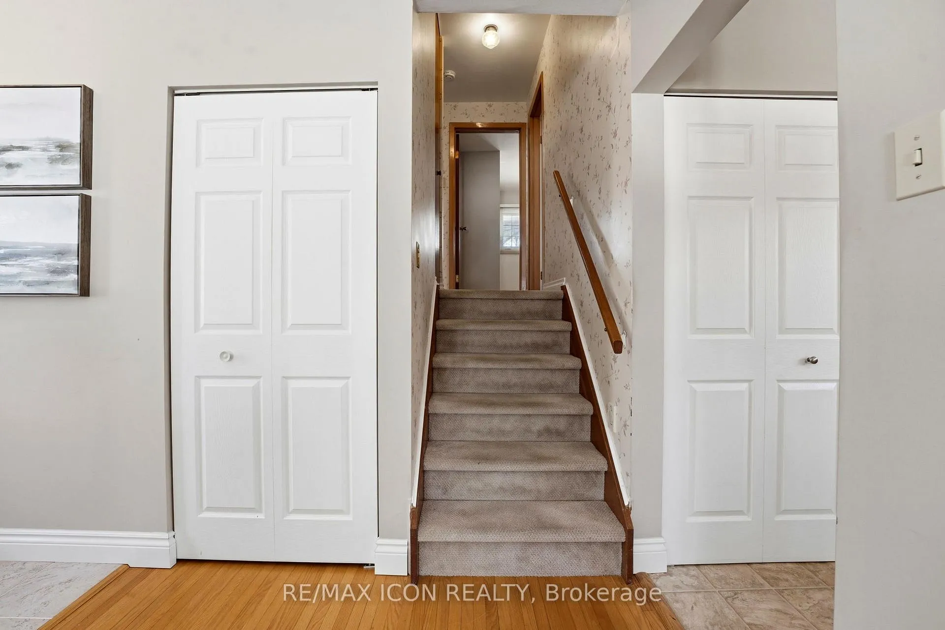 Photo 4 of 54 Duncairn Avenue, Kitchener — HOMEH