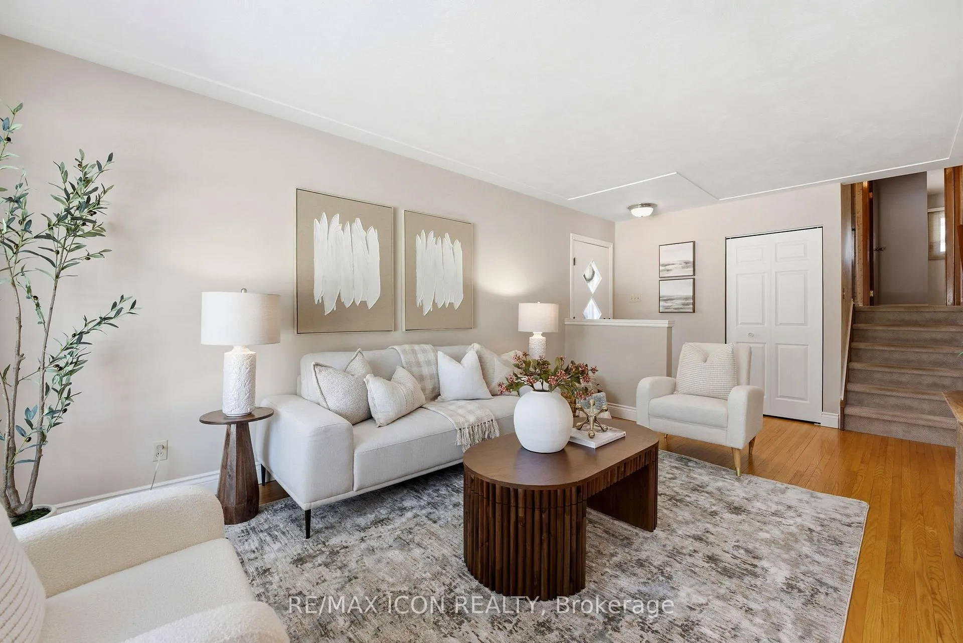 Photo 6 of 54 Duncairn Avenue, Kitchener — HOMEH