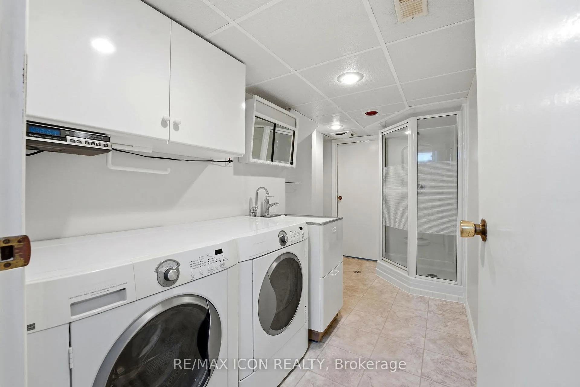 Photo 20 of 54 Duncairn Avenue, Kitchener — HOMEH