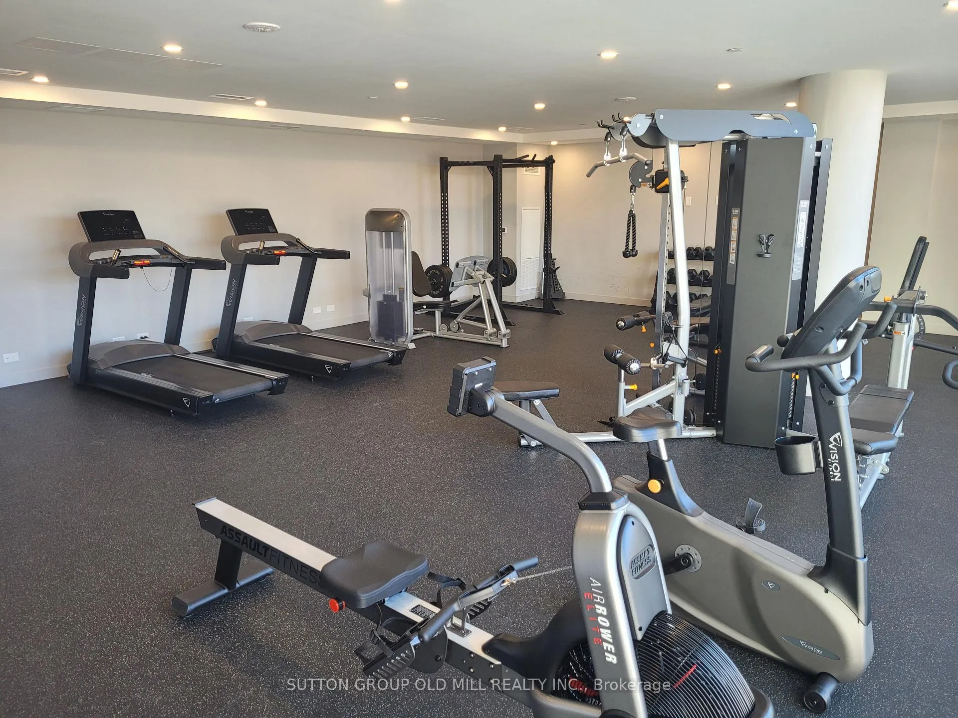 Photo 15 of Unit 806, 859 The Queensway, Etobicoke, Stonegate-Queensway — HOMEH