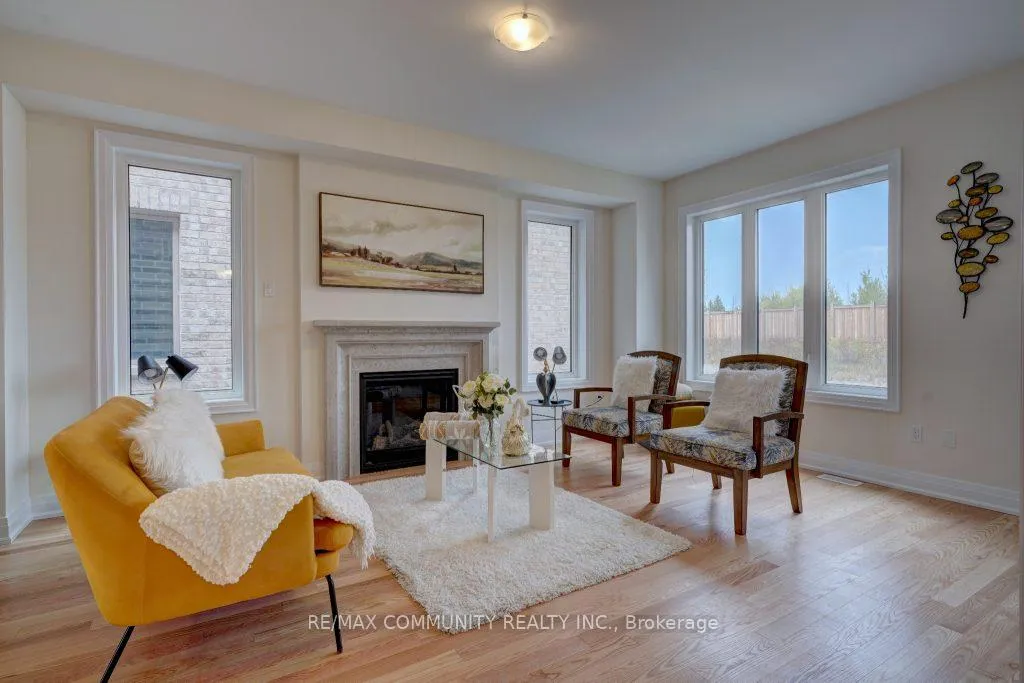 Photo 4 of 59 Hoad Street, Clarington, Newcastle — HOMEH