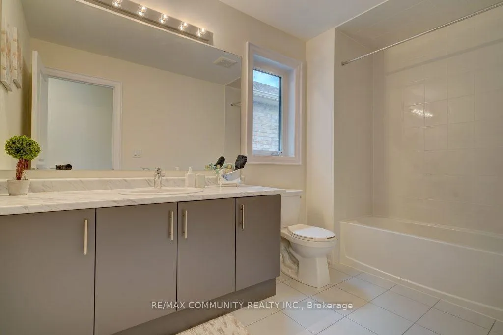 Photo 21 of 59 Hoad Street, Clarington, Newcastle — HOMEH