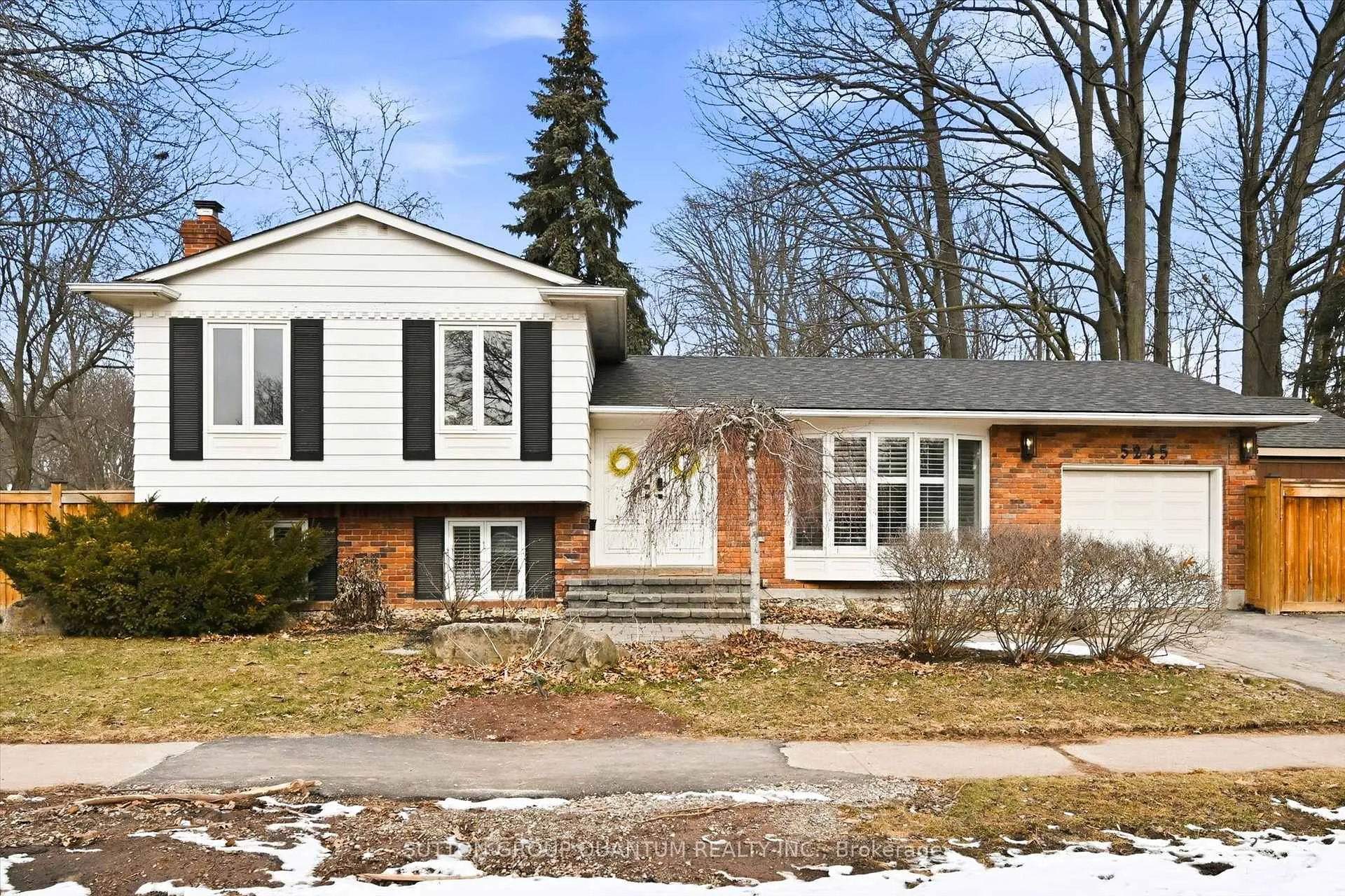 Photo 1 of 5245 Bromley Road, Burlington, Appleby — HOMEH