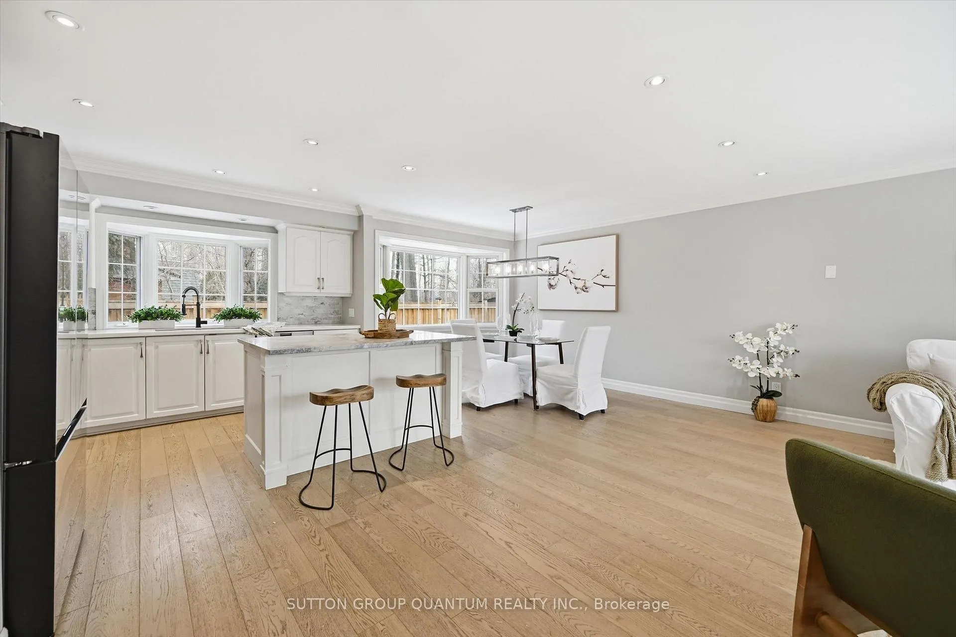 Photo 4 of 5245 Bromley Road, Burlington, Appleby — HOMEH