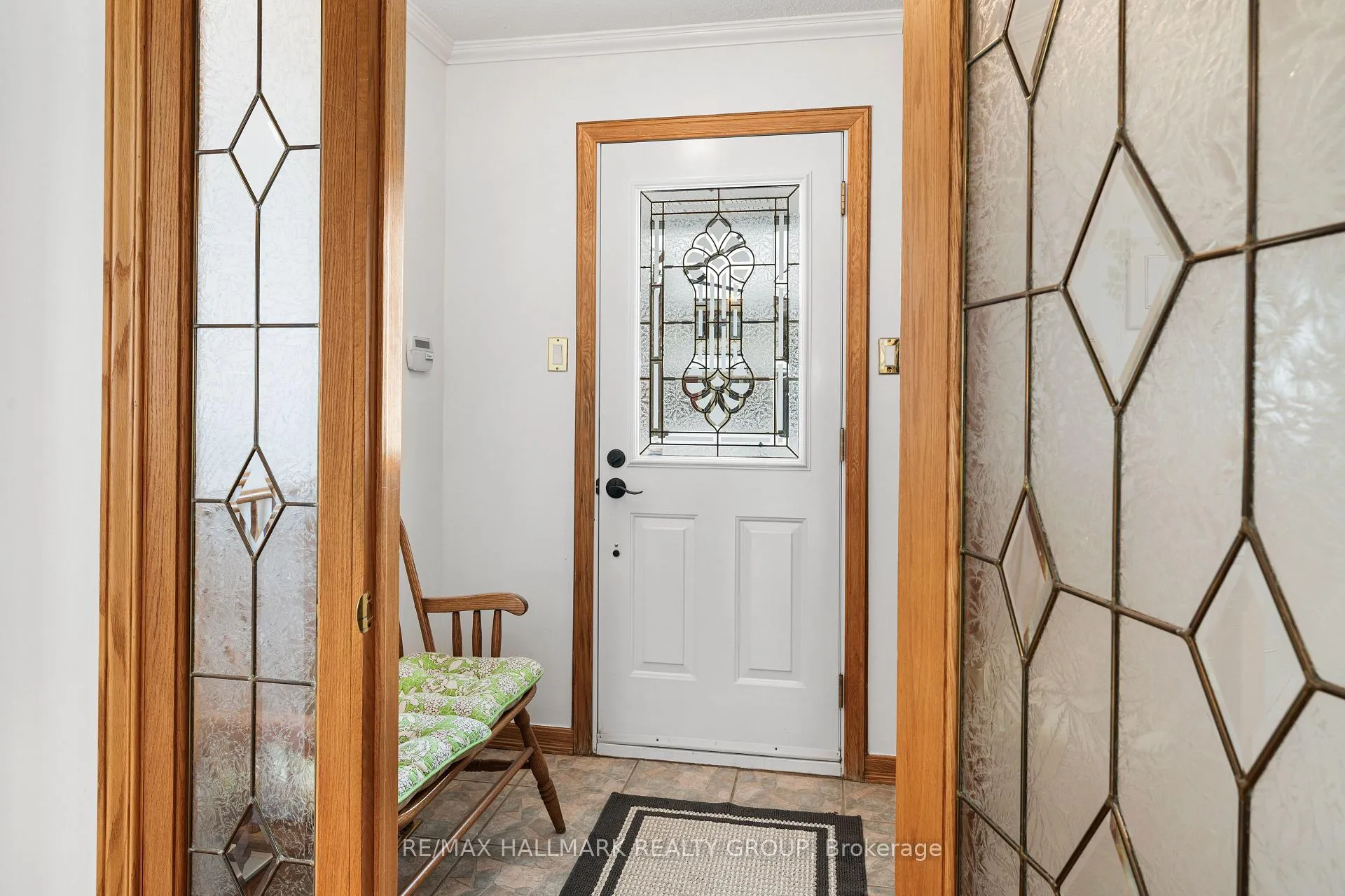 Photo 4 of 1177 St Moritz Crescent N, Ottawa, Convent Glen North — HOMEH